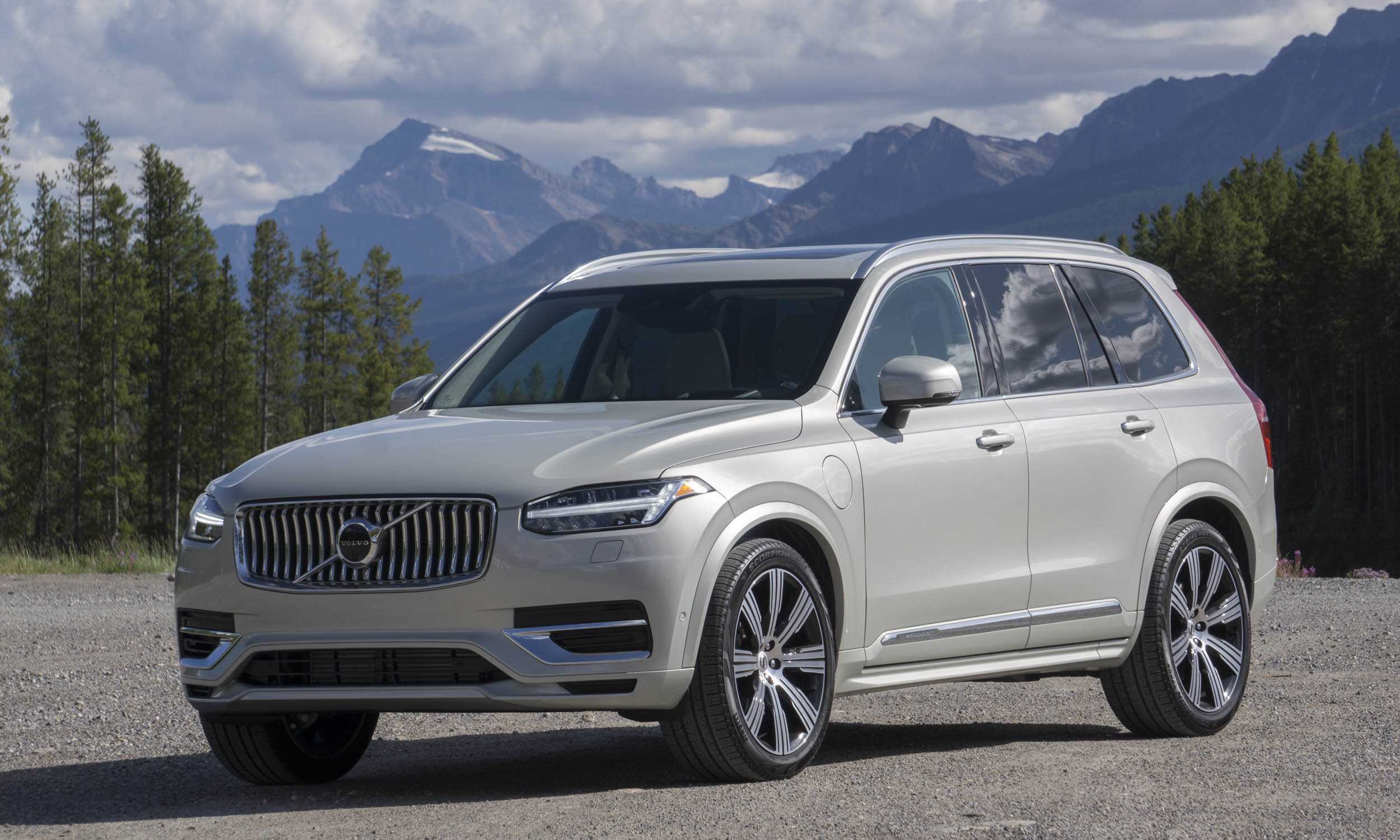 Обзор модели volvo xc90 2017 в новом кузове - сильные и слабые стороны, технические характеристики