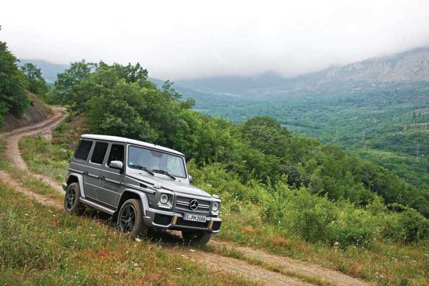 В середине июня двадцать второго состоялась премьера внедорожника Mercedes-AMG G63 4x4² в кузове W463A Как и предшественник, такой автомобиль
