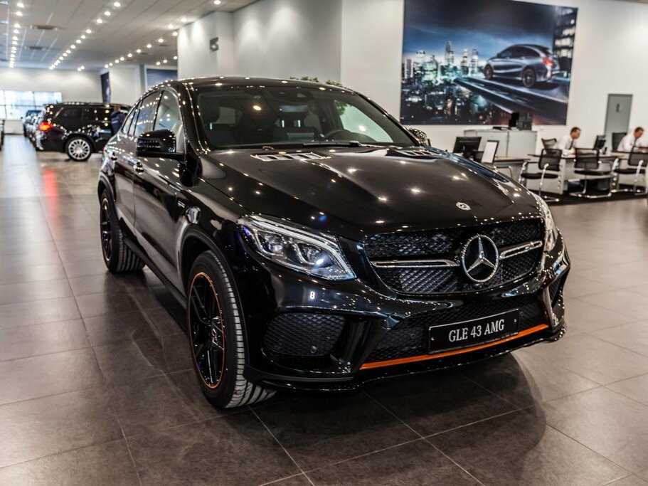 Mercedes представил топовые amg-версии внедорожников gle и gls