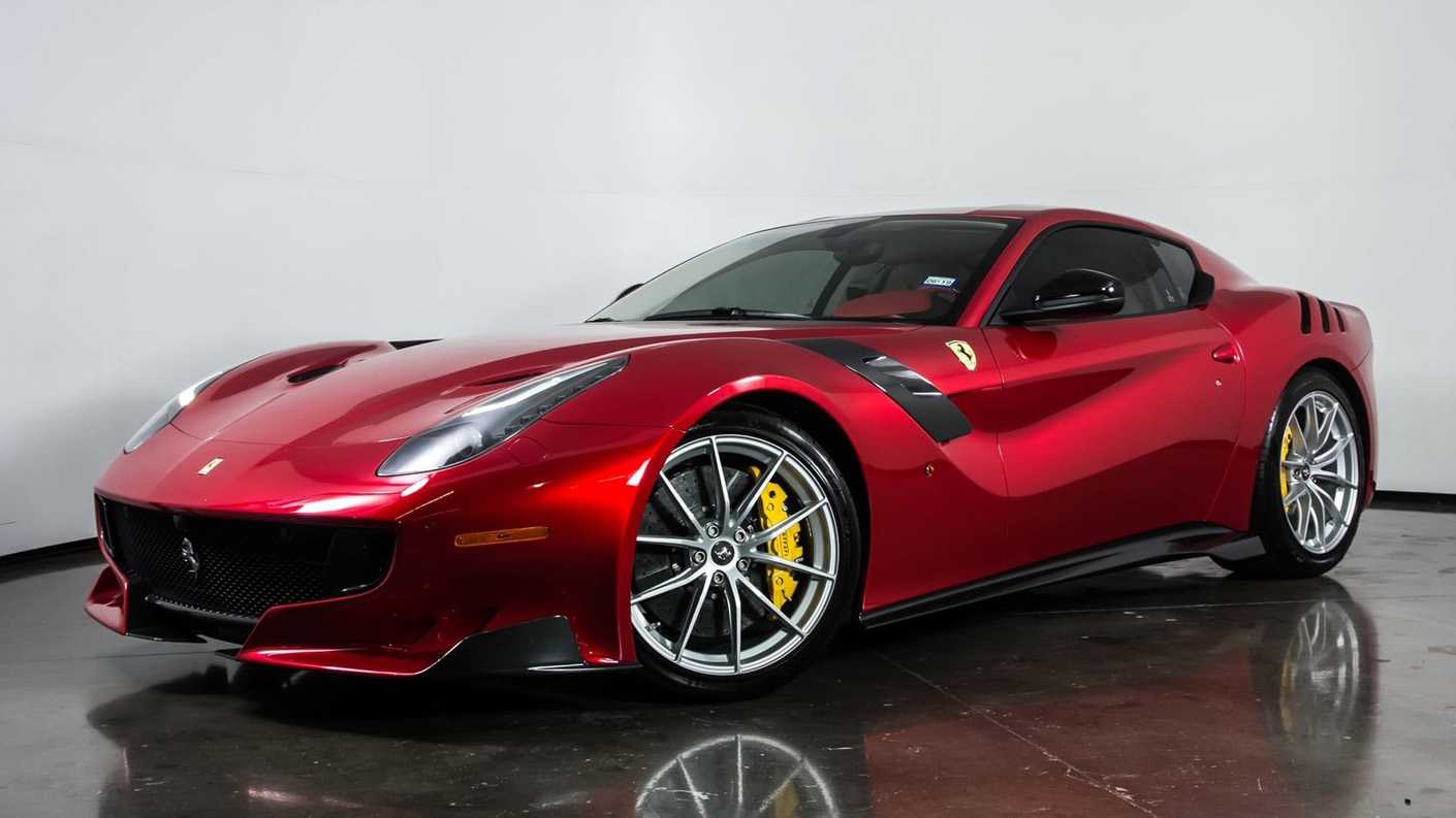 Ferrari выпустила уникальный супер-кар f12 berlinetta trs в единственном экземпляре