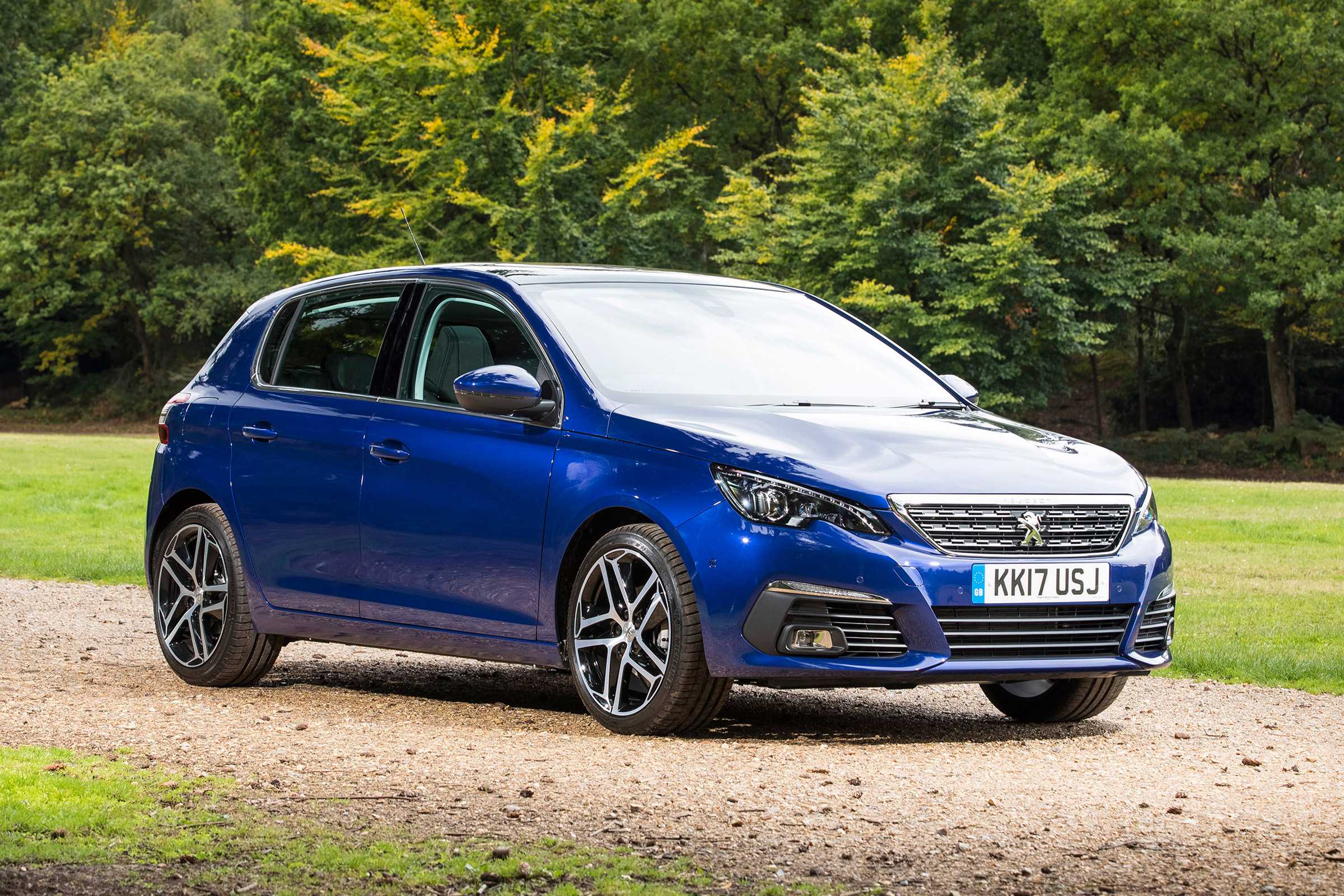 Peugeot 308: комплектации и цены официальные, фото в новом кузове, модификации и оборудование автомобиля
