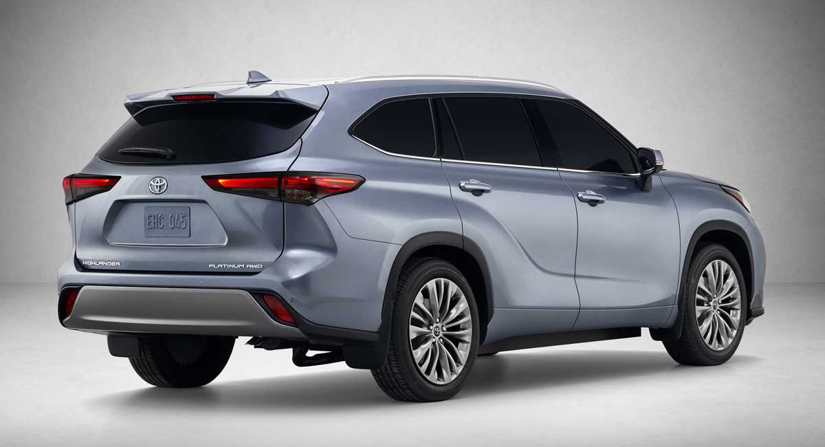 Новая toyota corolla седан появится в россии в 2019 году