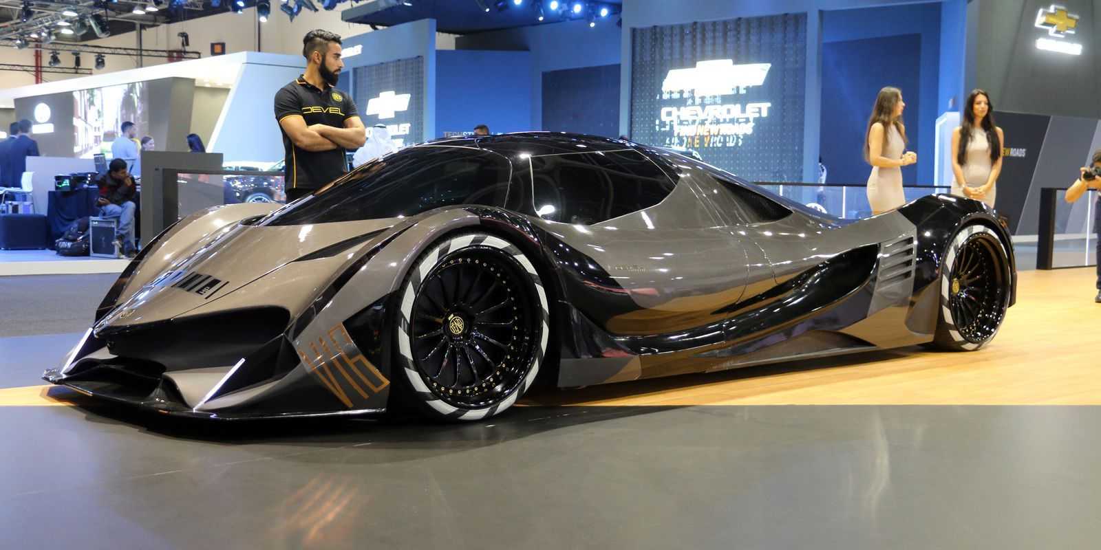 Машина Devel Sixteen Prototype