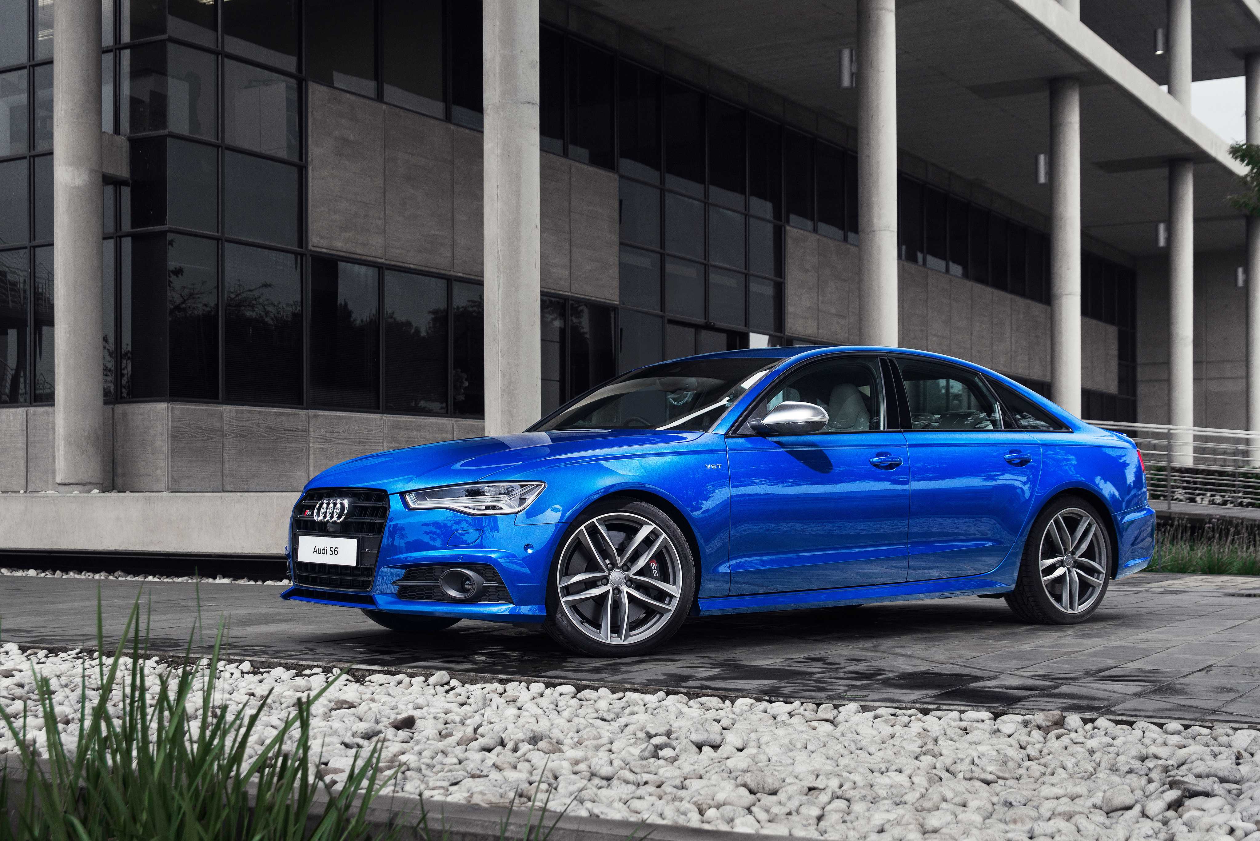 Обзор салона и характеристик нового audi a6 2019 года