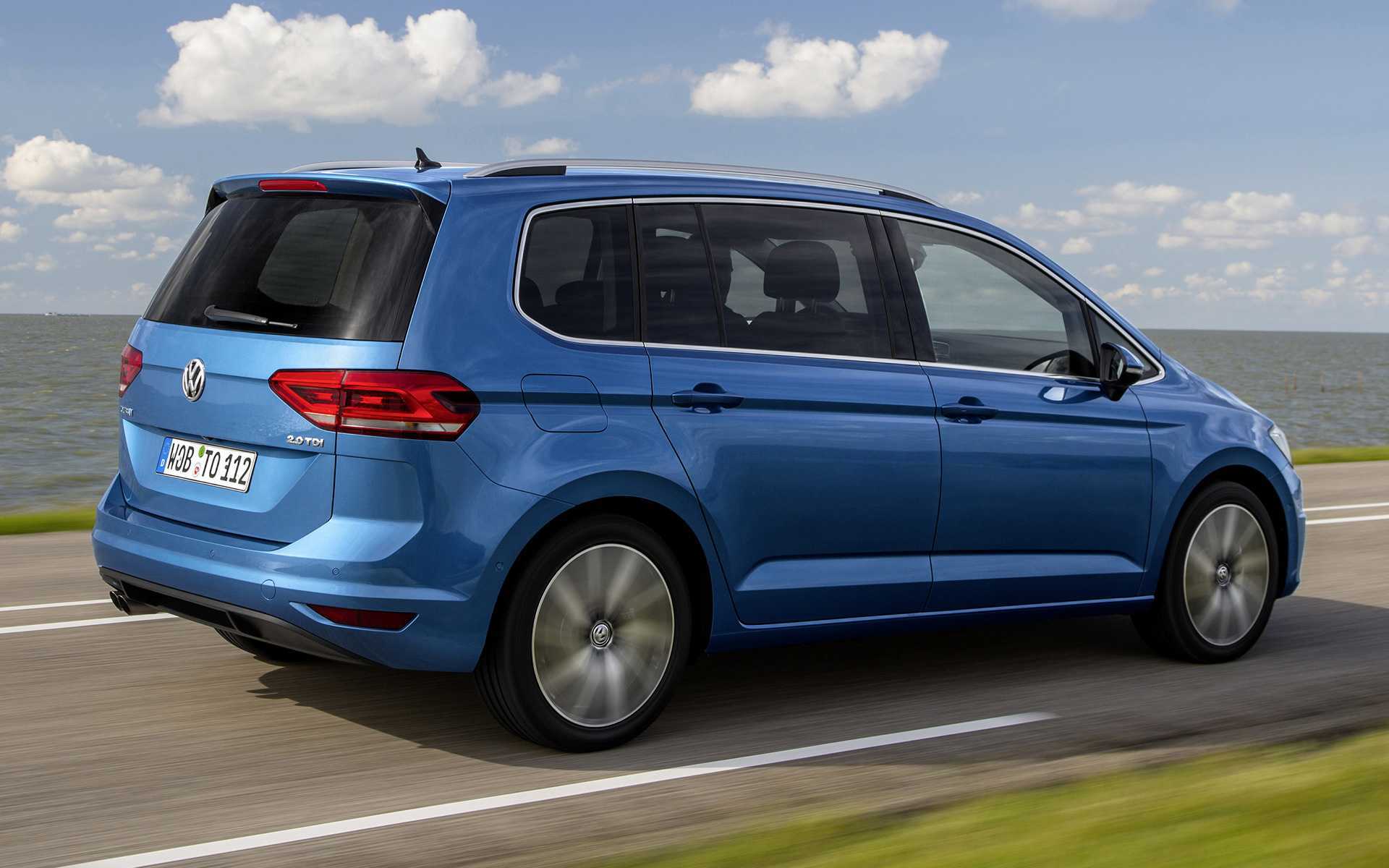 Volkswagen touran 2019 года фото