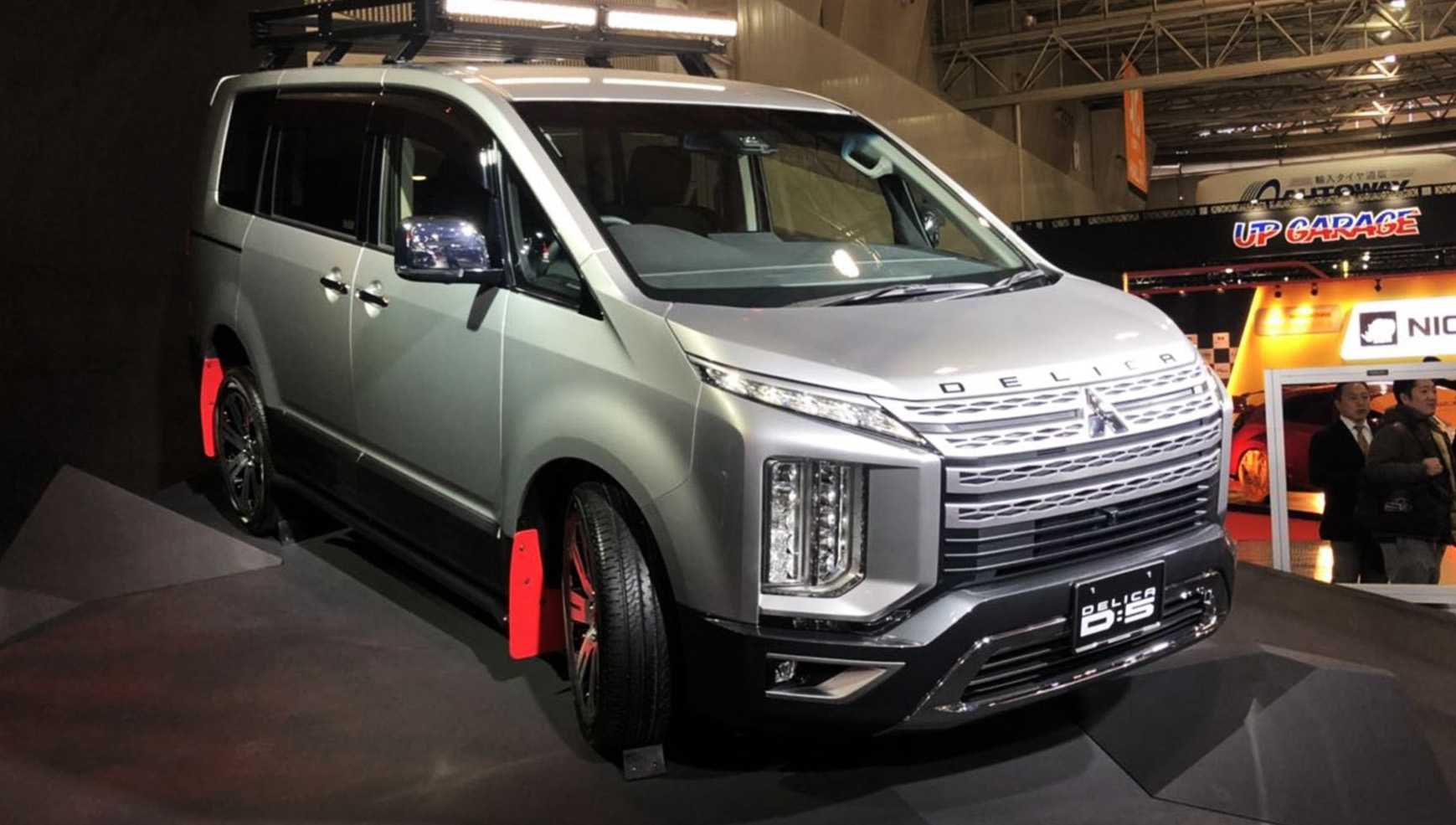 Mitsubishi delica 2021 — легендарный 8-местный минивэн в совершенно новом кузове и с турбированным мотором уже на рынке