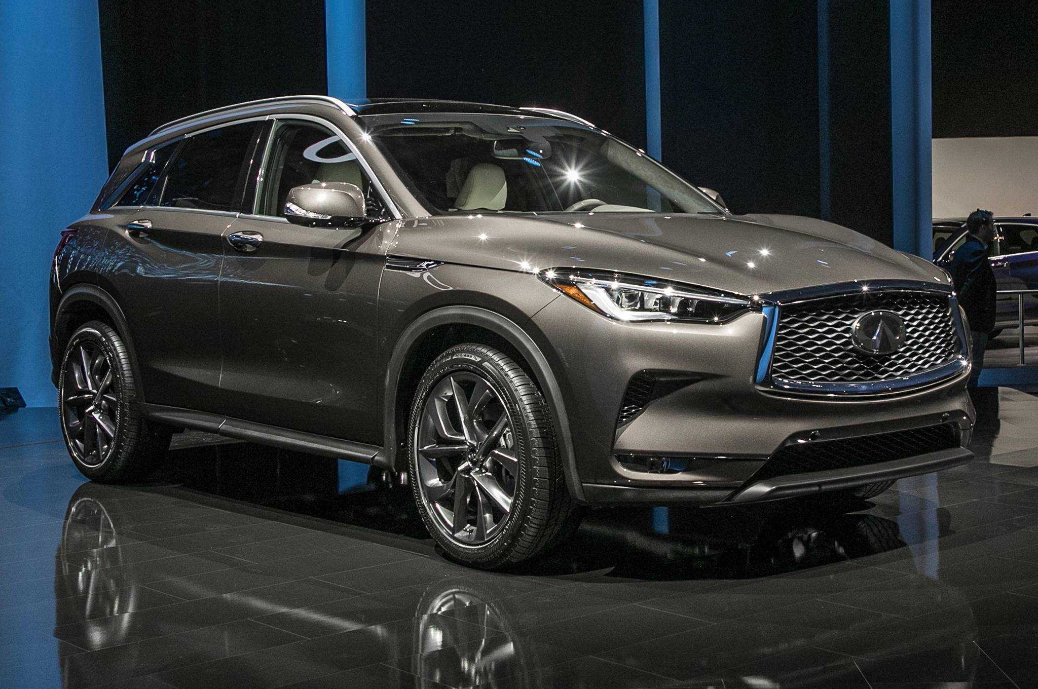 Infiniti QX50 - фото нового кузова, фото внутри салона автомобиля экстерьер и интерьер новой модели