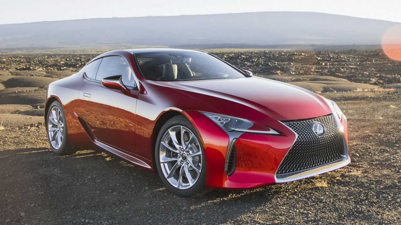 Lexus обновил купе lc500: оно стало легче