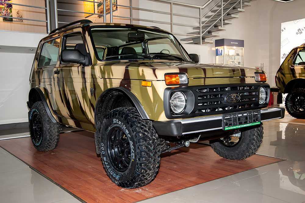 LADA Niva Legend Bronto - фото нового кузова, фото внутри салона автомобиля экстерьер и интерьер новой модели