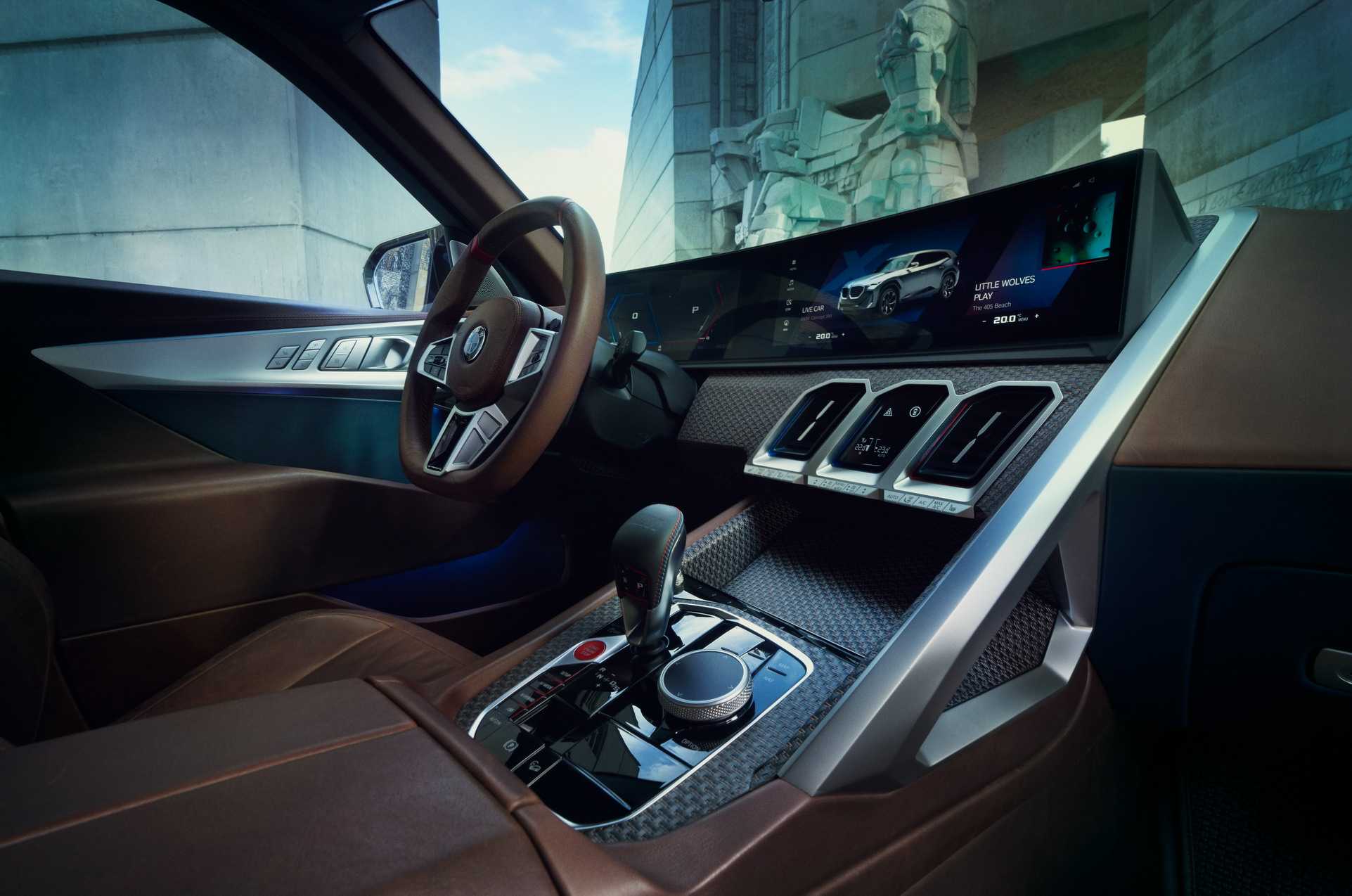 Гибридный кроссовер bmw xm стал самой дорогой и медленной «эмкой»