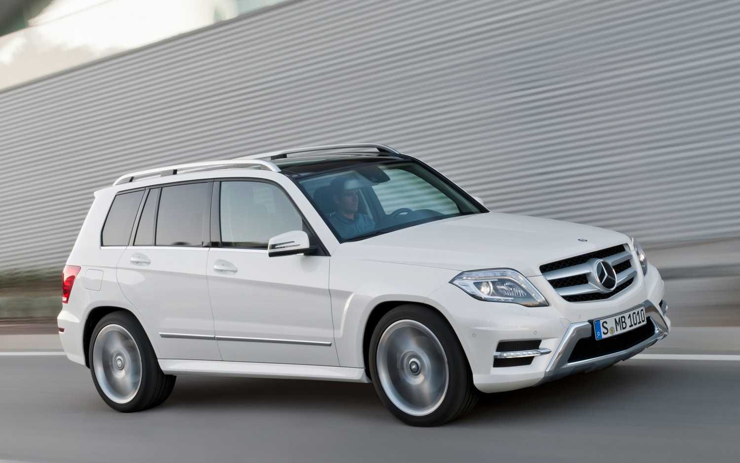 Mercedes-benz выпустил легкий вэн t-class