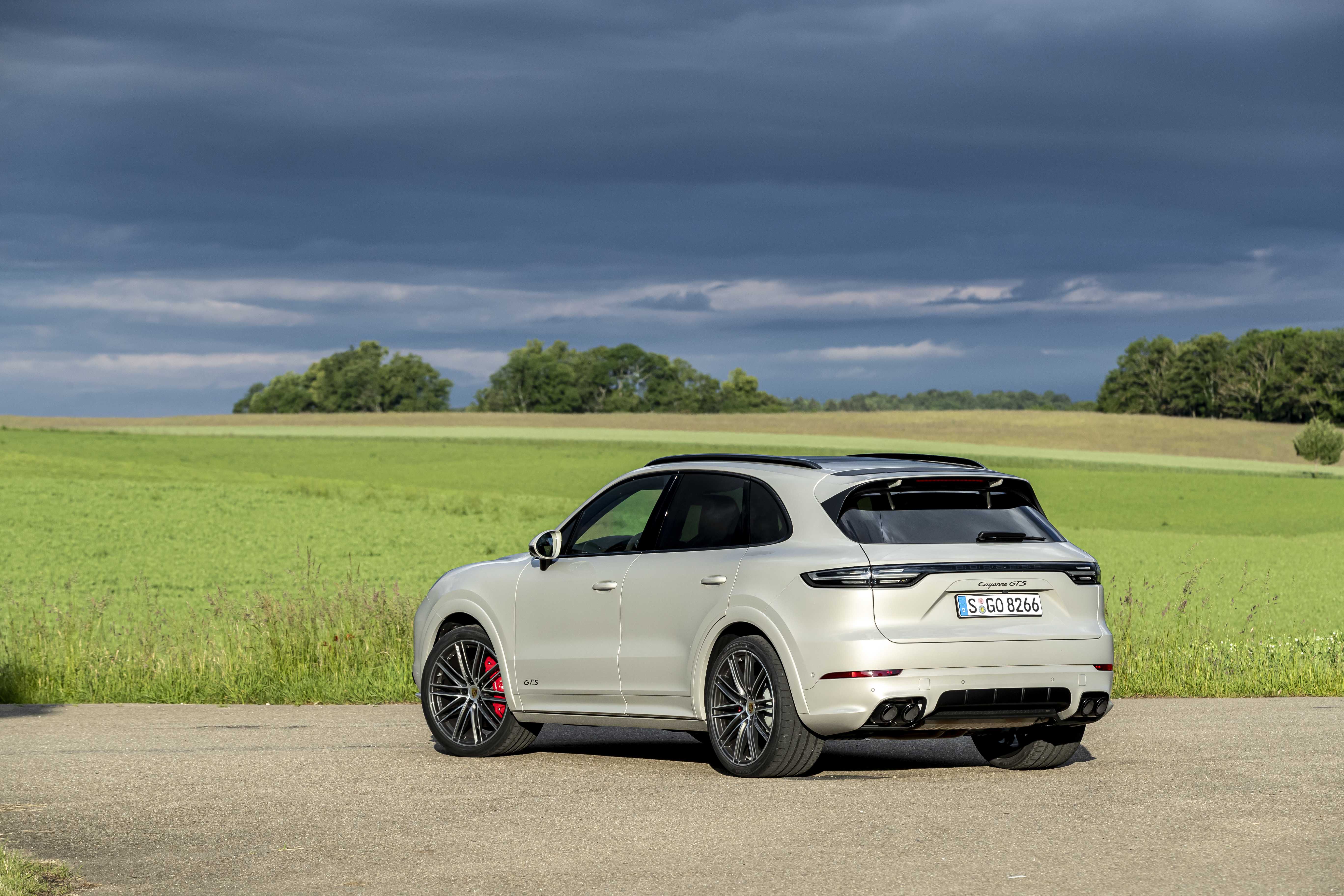 Новое поколение порше кайен. porsche cayenne третьего поколения — тест-драйв зр