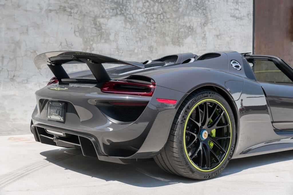 Porsche 918 spyder - характеристики, фото, видео, обзор