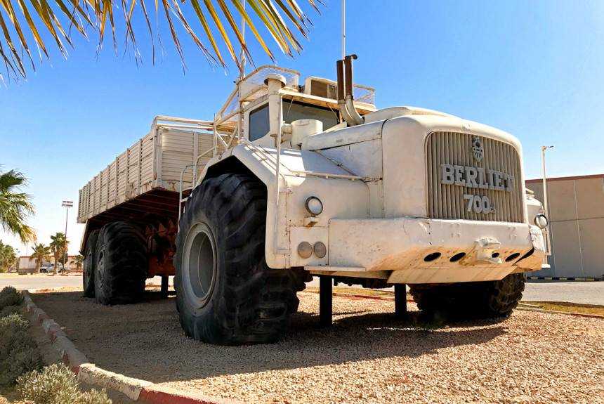 Berliet t100: история огромного грузовика массой 59 тонн и расходом 640 литров на сотню