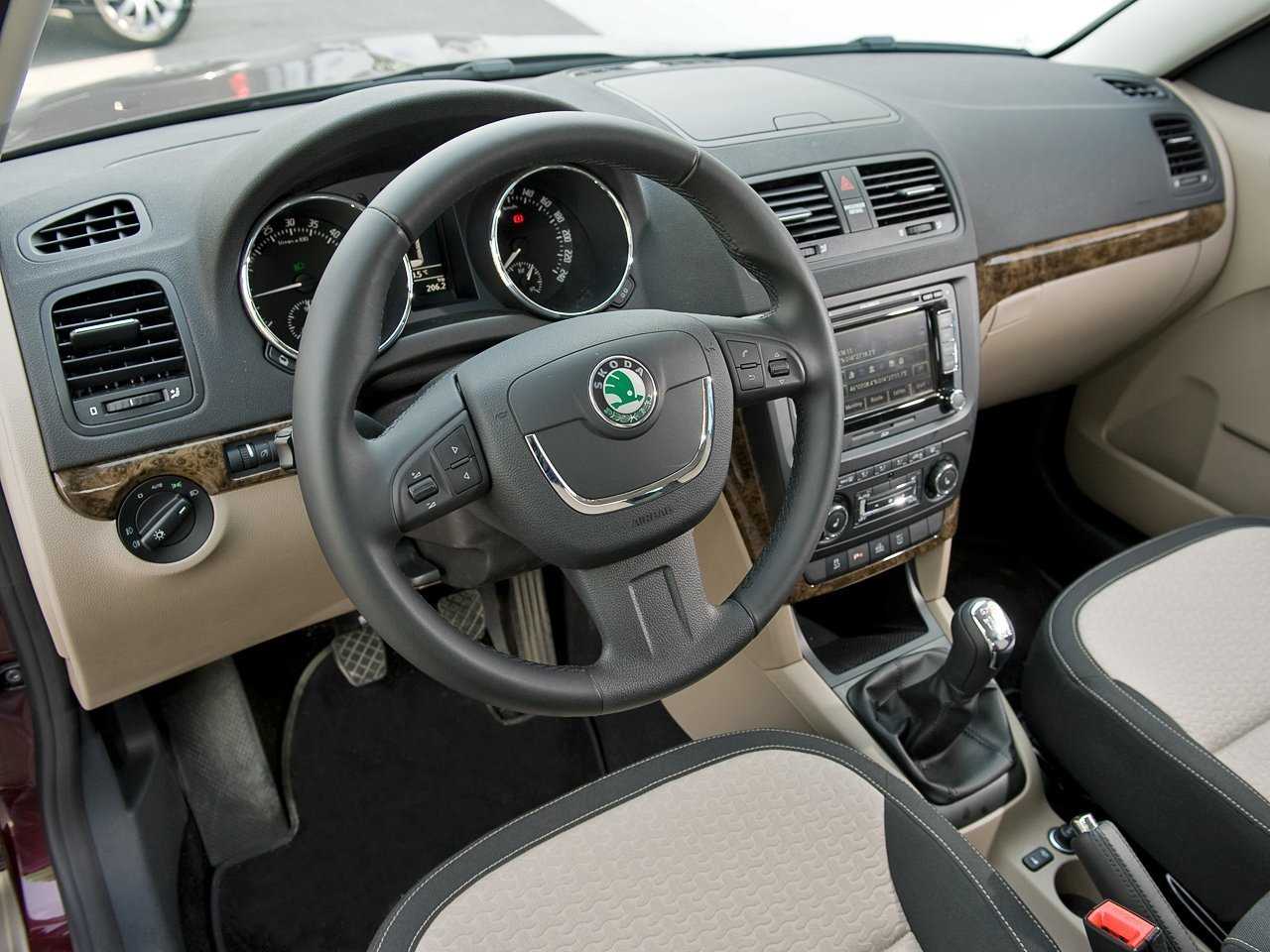 Skoda karoq – новый yeti с современным вкусом и его конкуренты