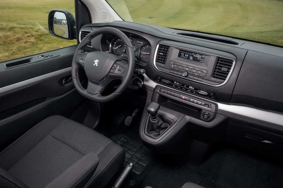 Peugeot traveller