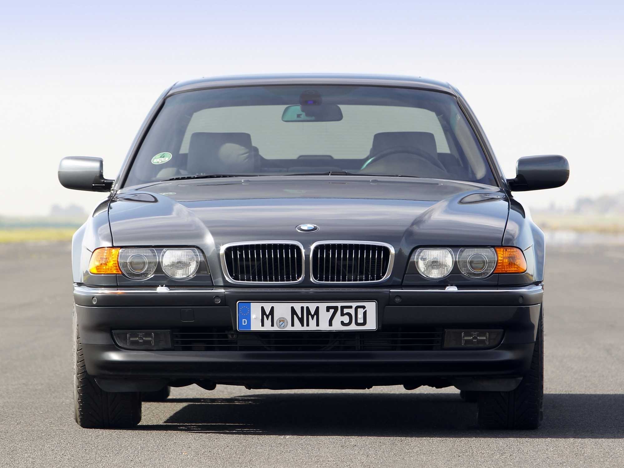 Bmw 7 series (e38) характеристики, двигатели, рестайлинг и комплектации