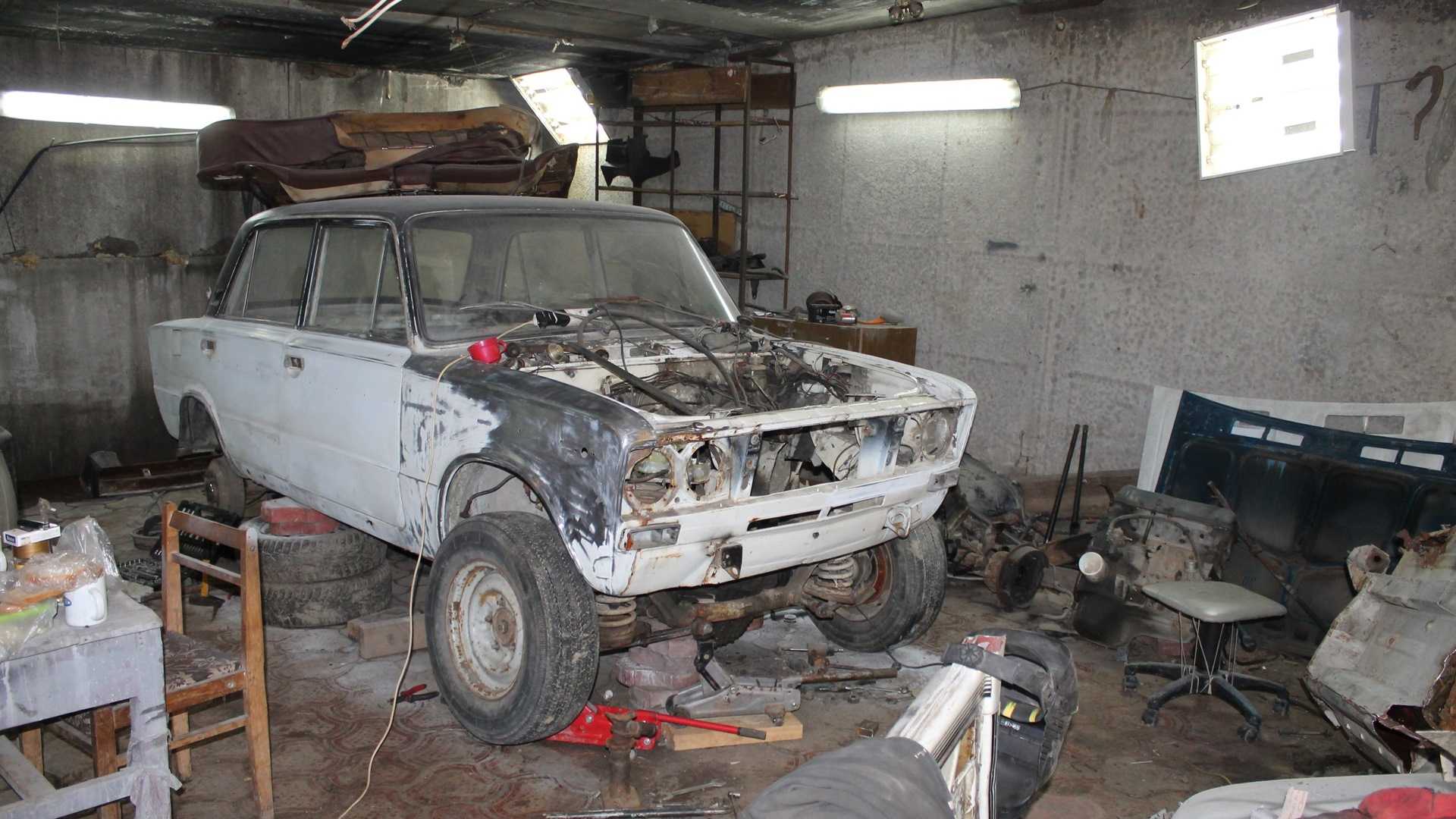 На портале Авито появилось объявление о продаже необычного ВАЗ-2106, который интересен тем, что построен на базе агрегатов от Нивы Внешне модификация