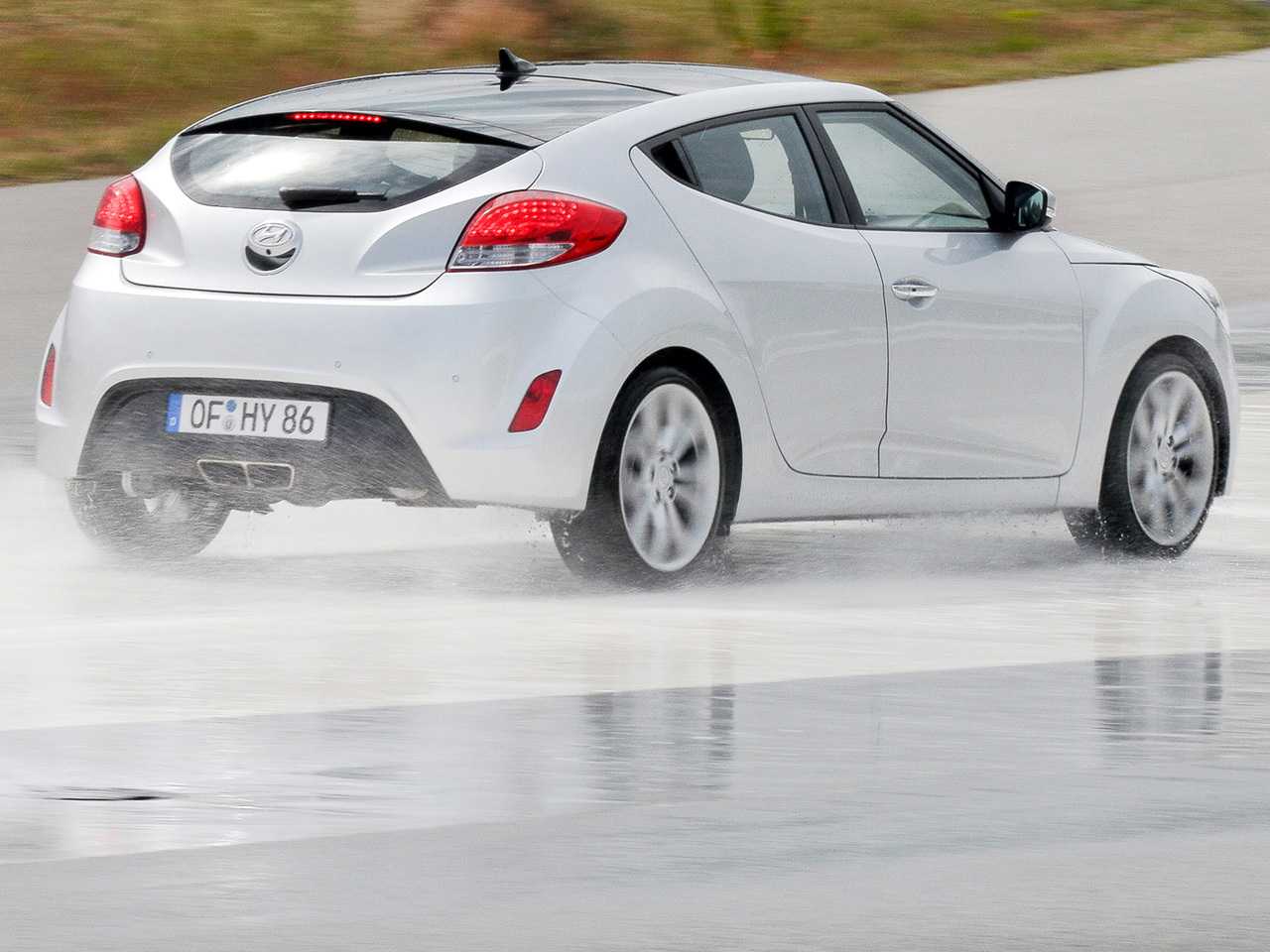 Hyundai veloster