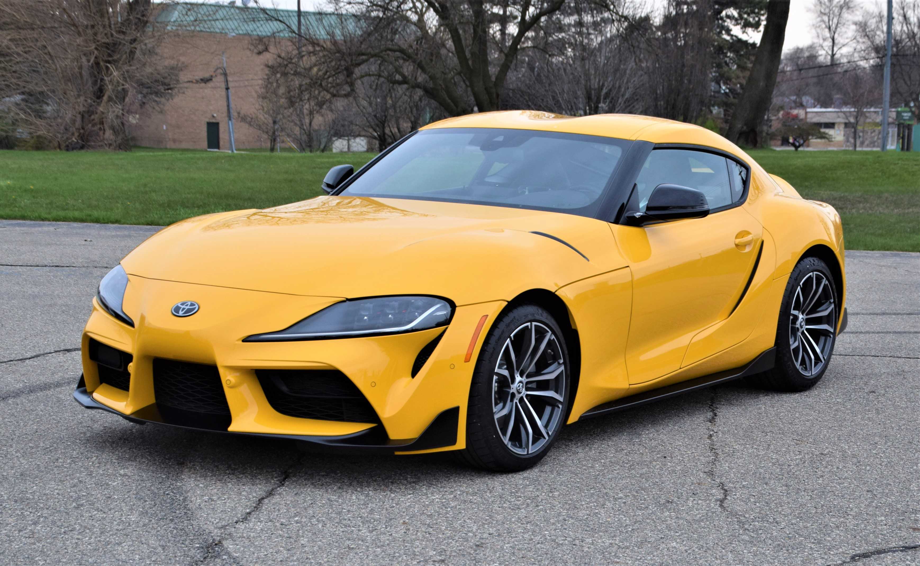 Toyota gr Supra 2020 Yellow