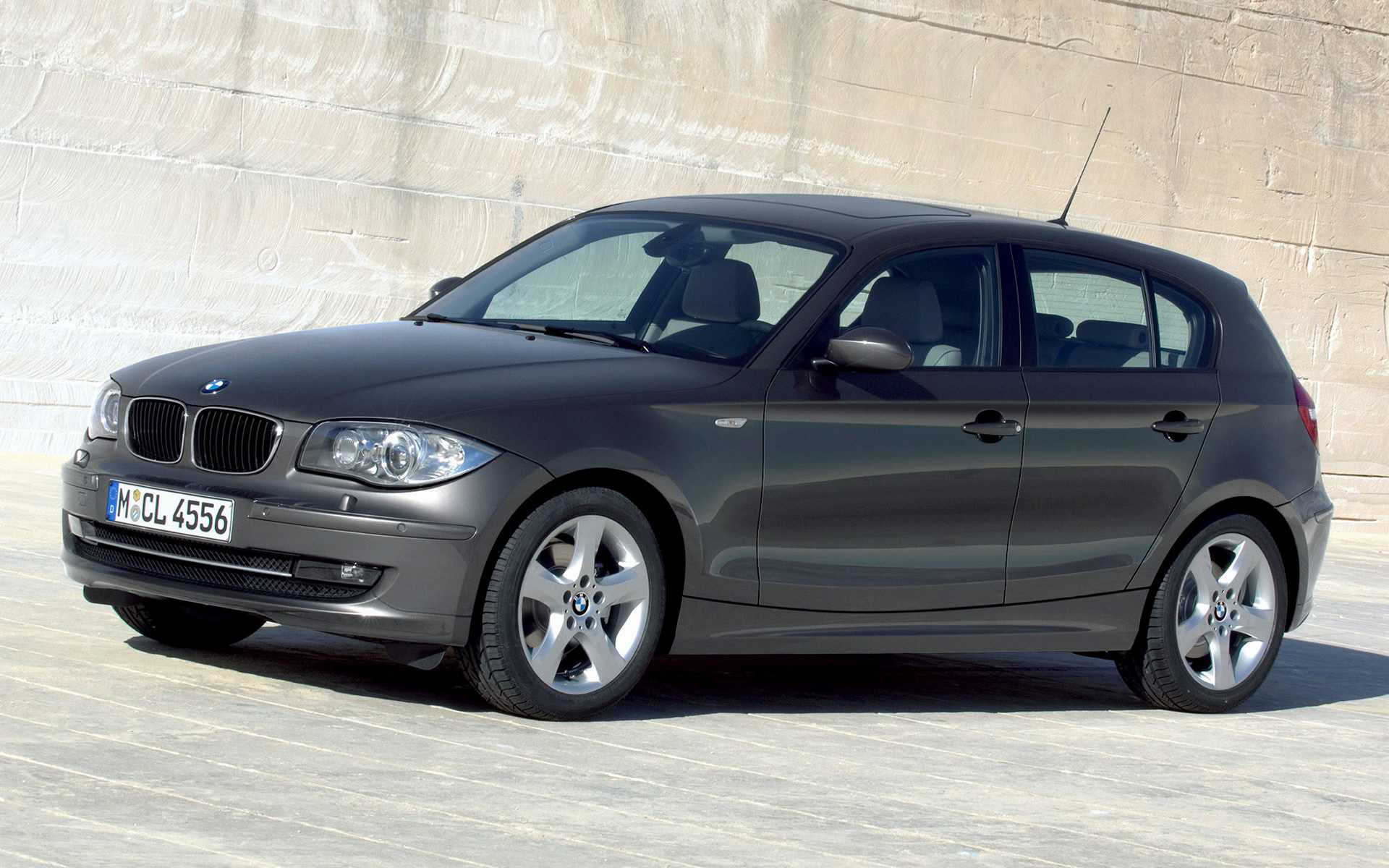 Обзор bmw 1 series f21