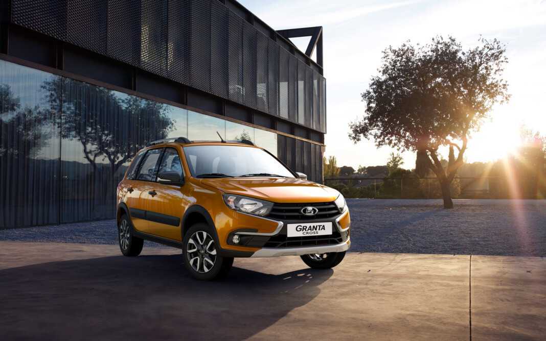 Модник в кроссовках: наш тест-драйв lada granta cross. смотреть видео тест-драйва ваз (lada) granta 2021 г.