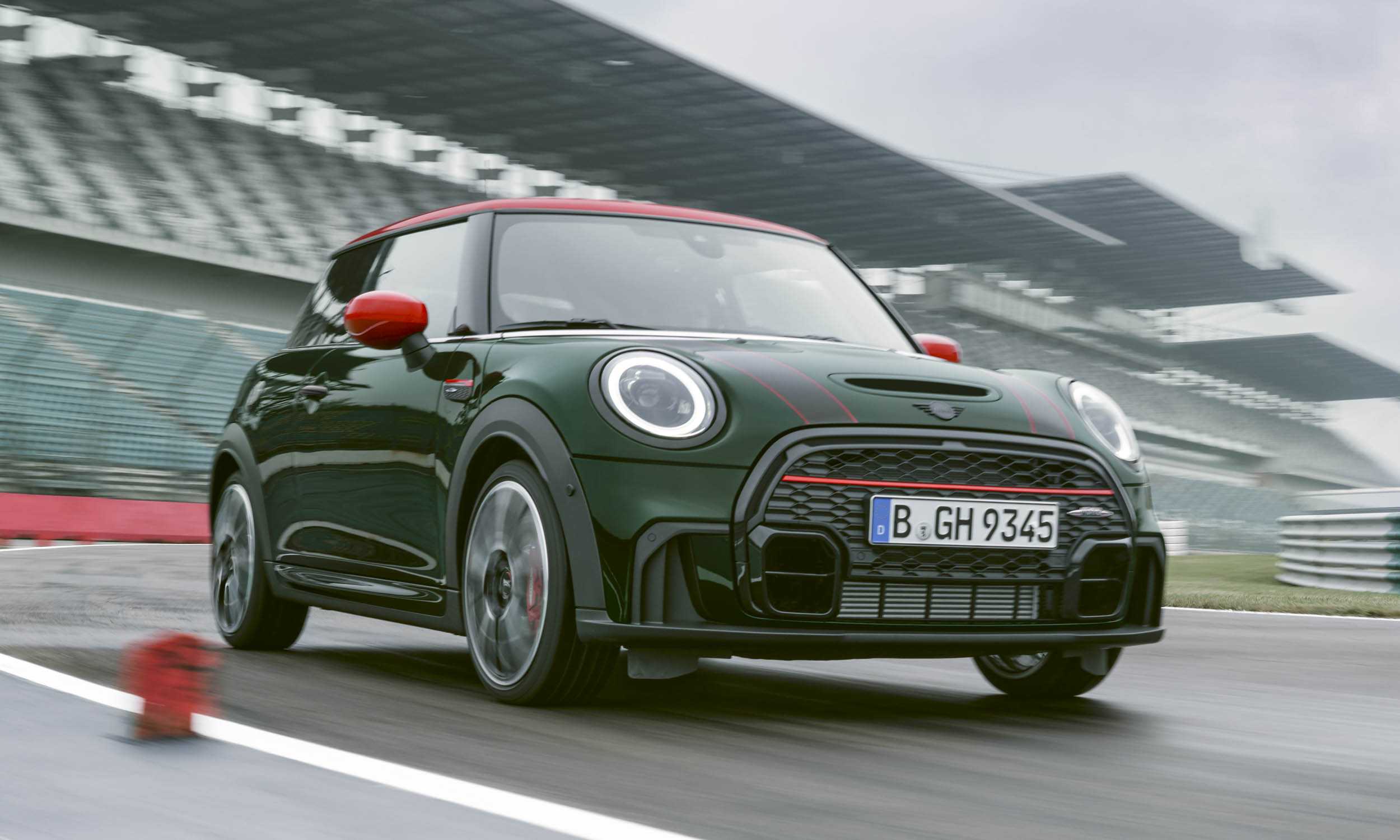 Mini john cooper works второго поколения: стоит ли покупать