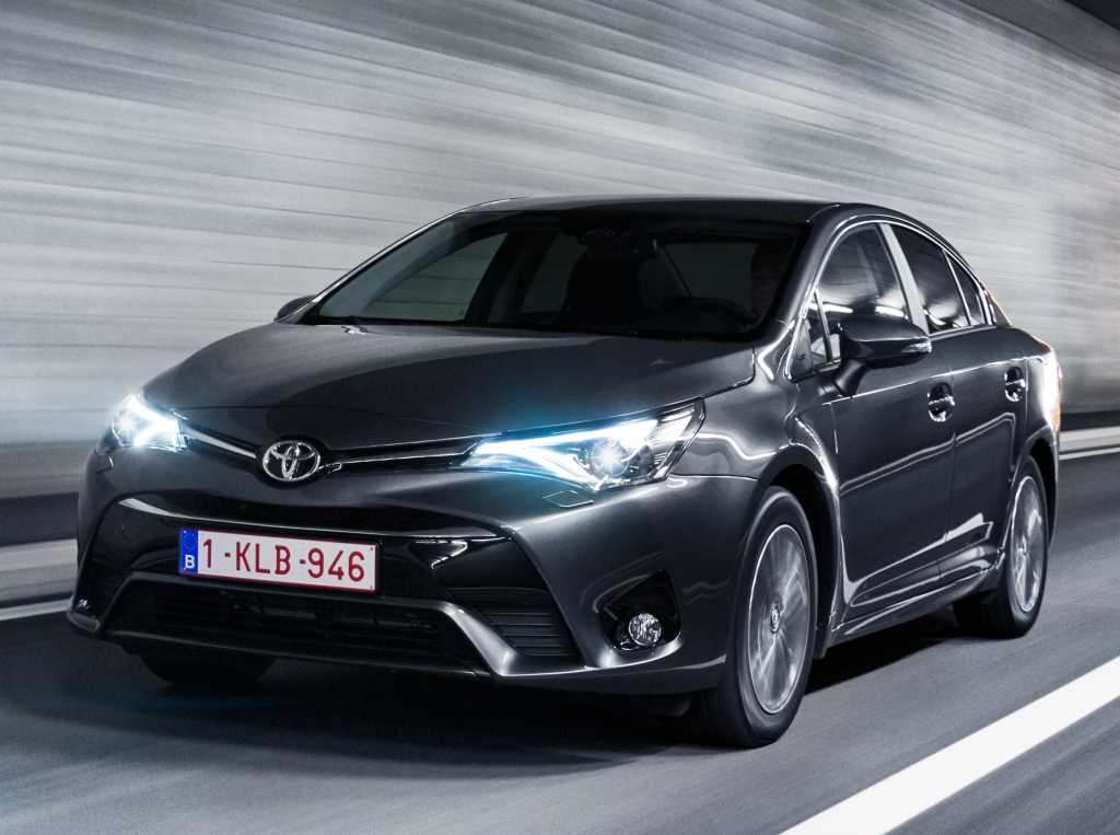 Toyota Avensis 2017 универсал