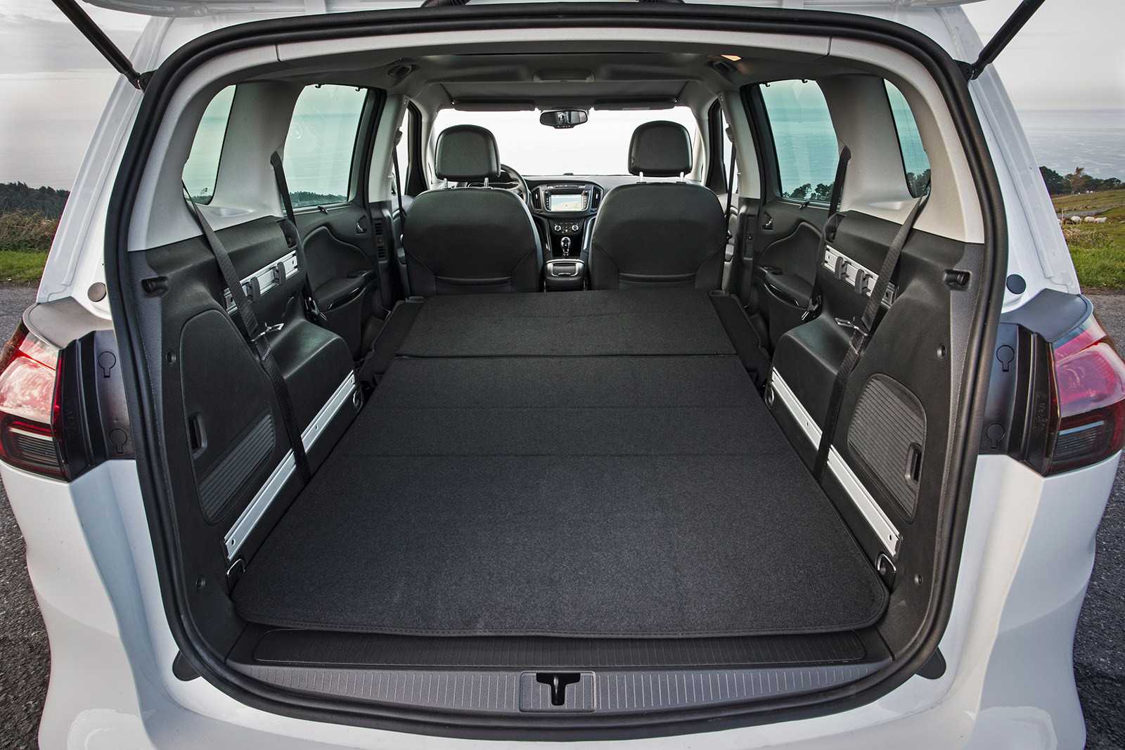 Обновленный opel zafira tourer 2021 года фото видео обзор