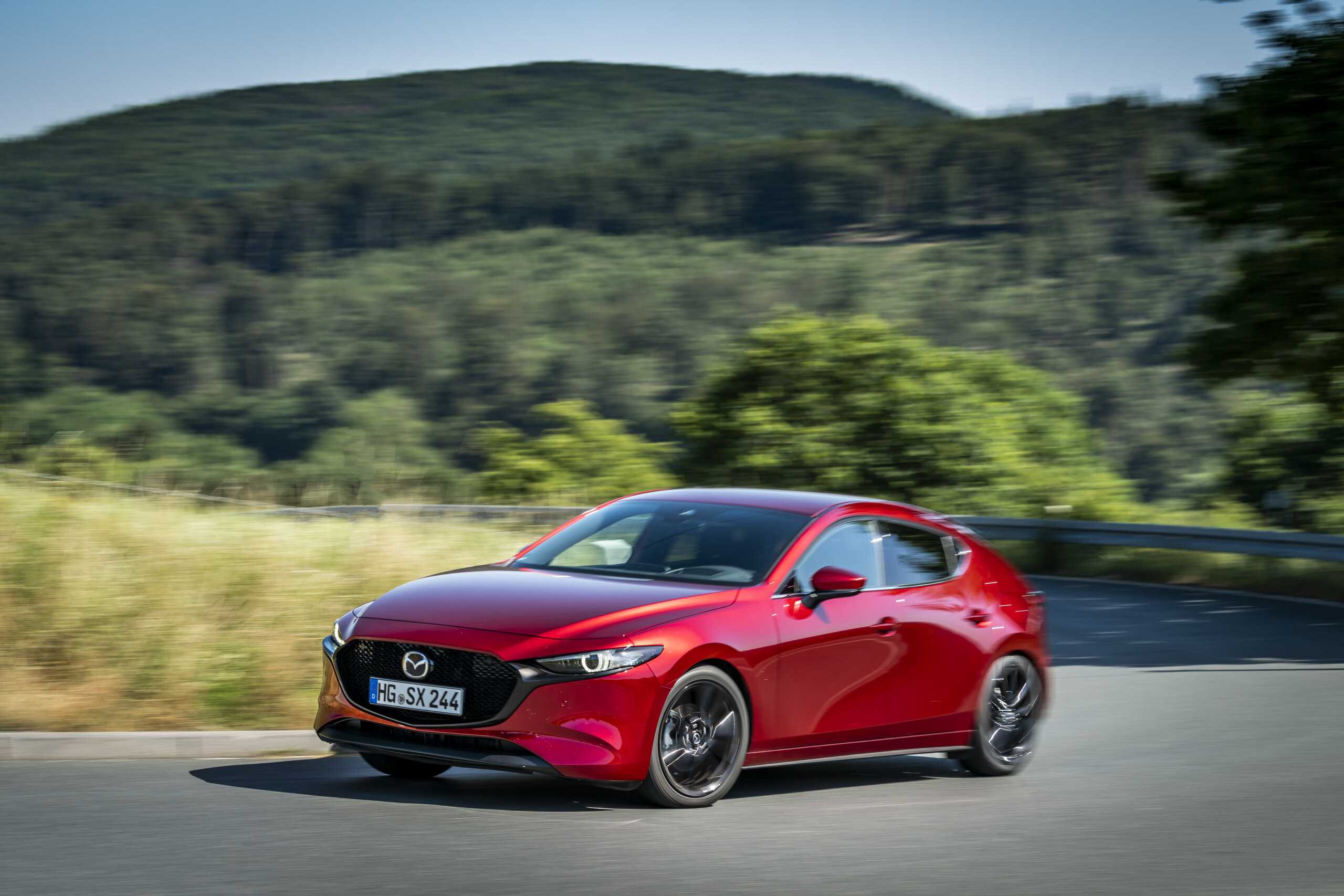 Авто-обзор «трешки» 2014 года от mazda