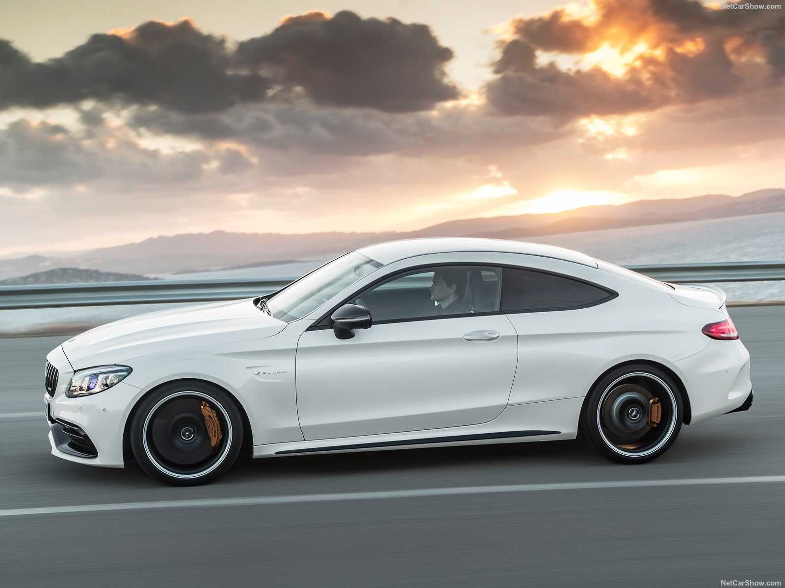 Mercedes Benz c63 AMG Coupe