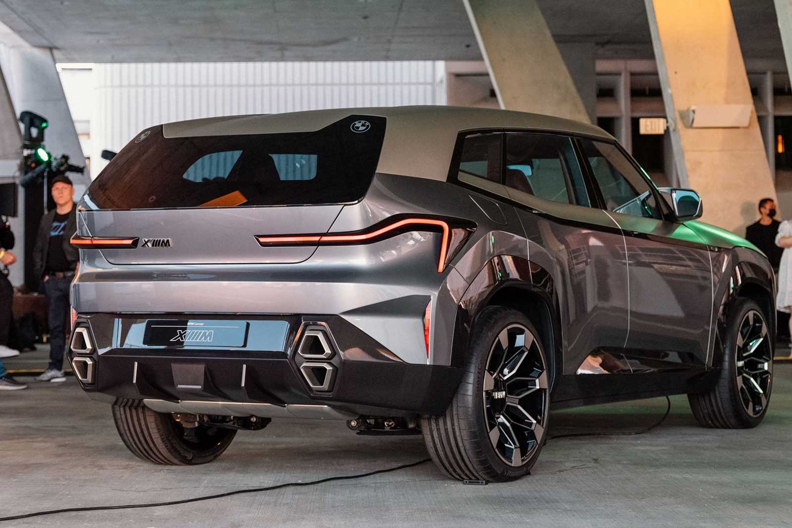На автосалоне в Лос-Анджелесе 2019 компания Hyundai представила концептуальный кроссовер Vision T, призванный продемонстрировать дизайн грядущих