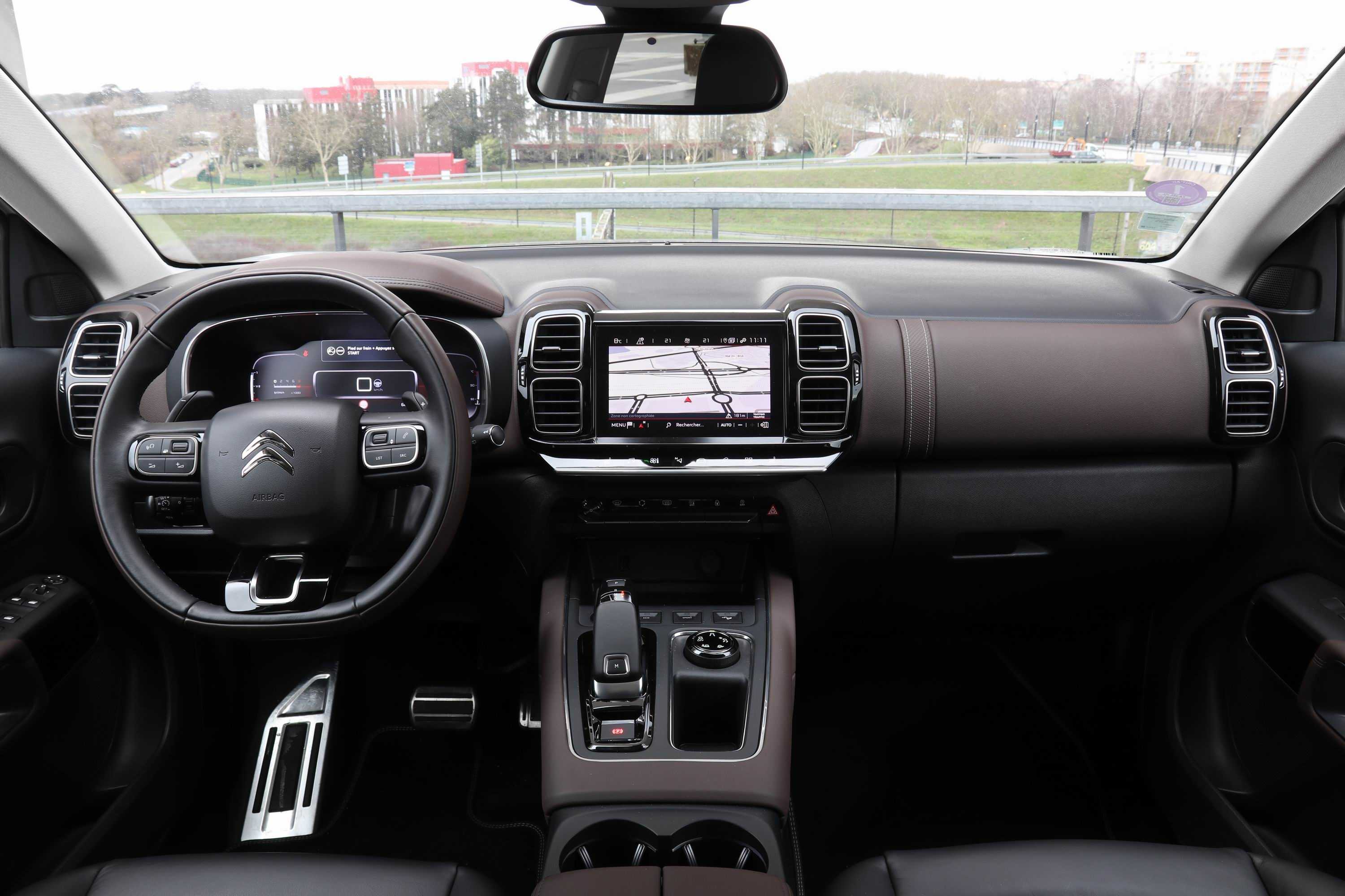 Сравнение citroen c5 aircross и peugeot 3008 — какой кроссовер лучше выбрать
