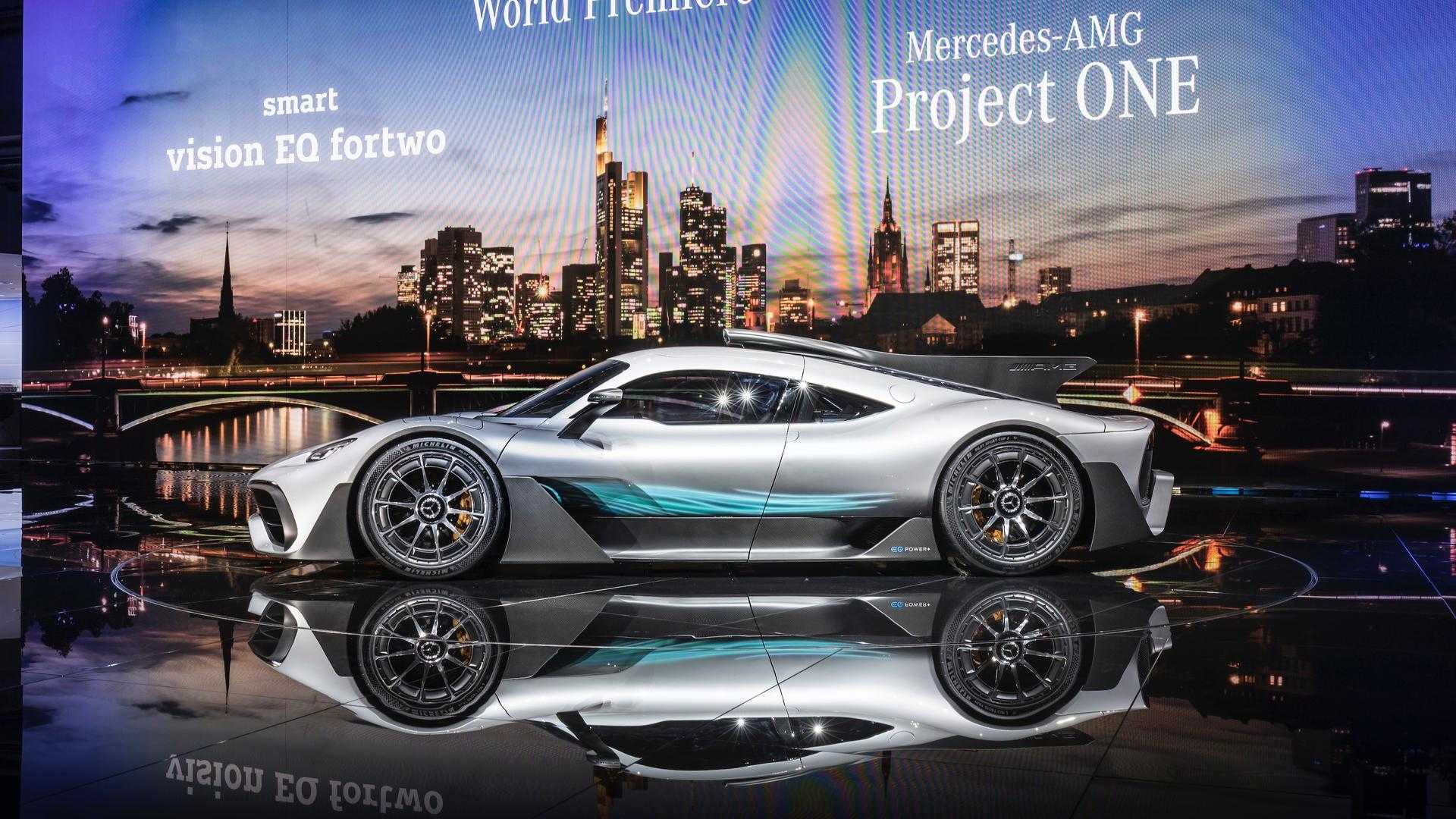 Гиперкар Mercedes AMG one