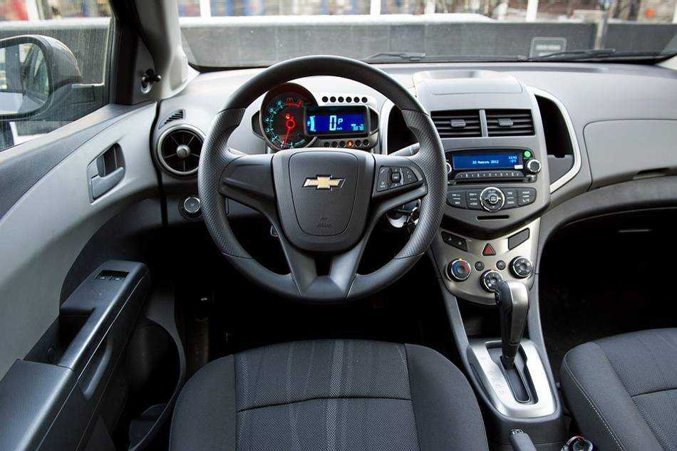 Chevrolet aveo ii (t300, 2011-2015) - проблемы и неисправности