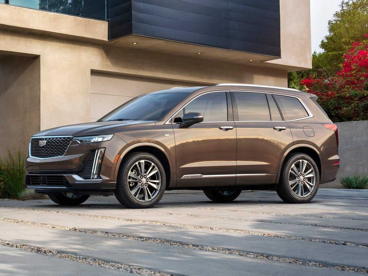 Cadillac XT6 - фото нового кузова, фото внутри салона автомобиля экстерьер и интерьер новой модели