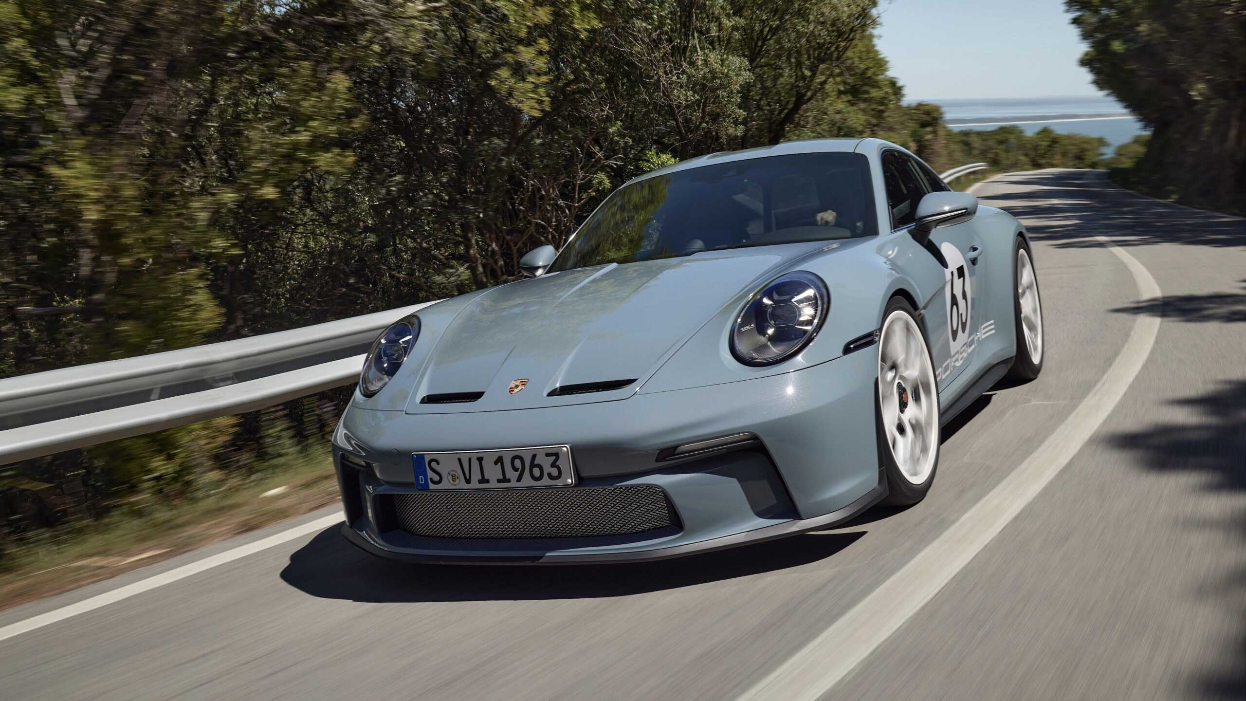 Новый porsche 911 2022-2023 (992 кузов)