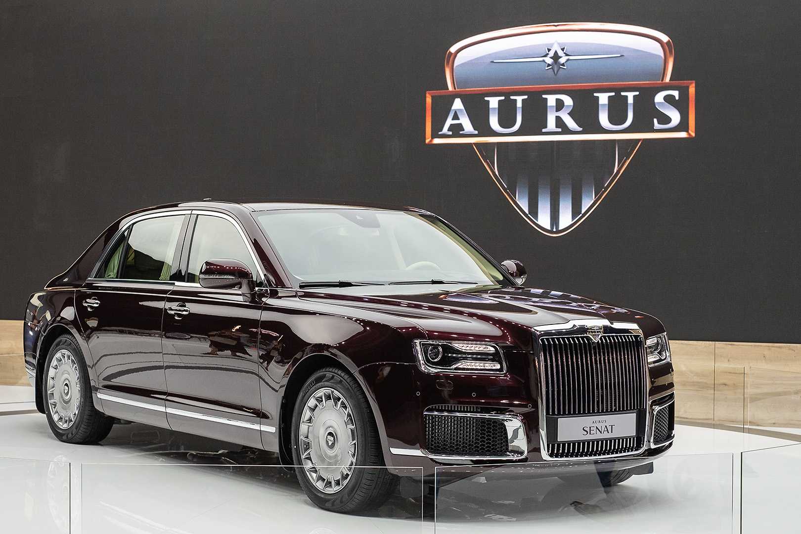 Тест-драйв Aurus Senat - видео обзор и фото новый кузов