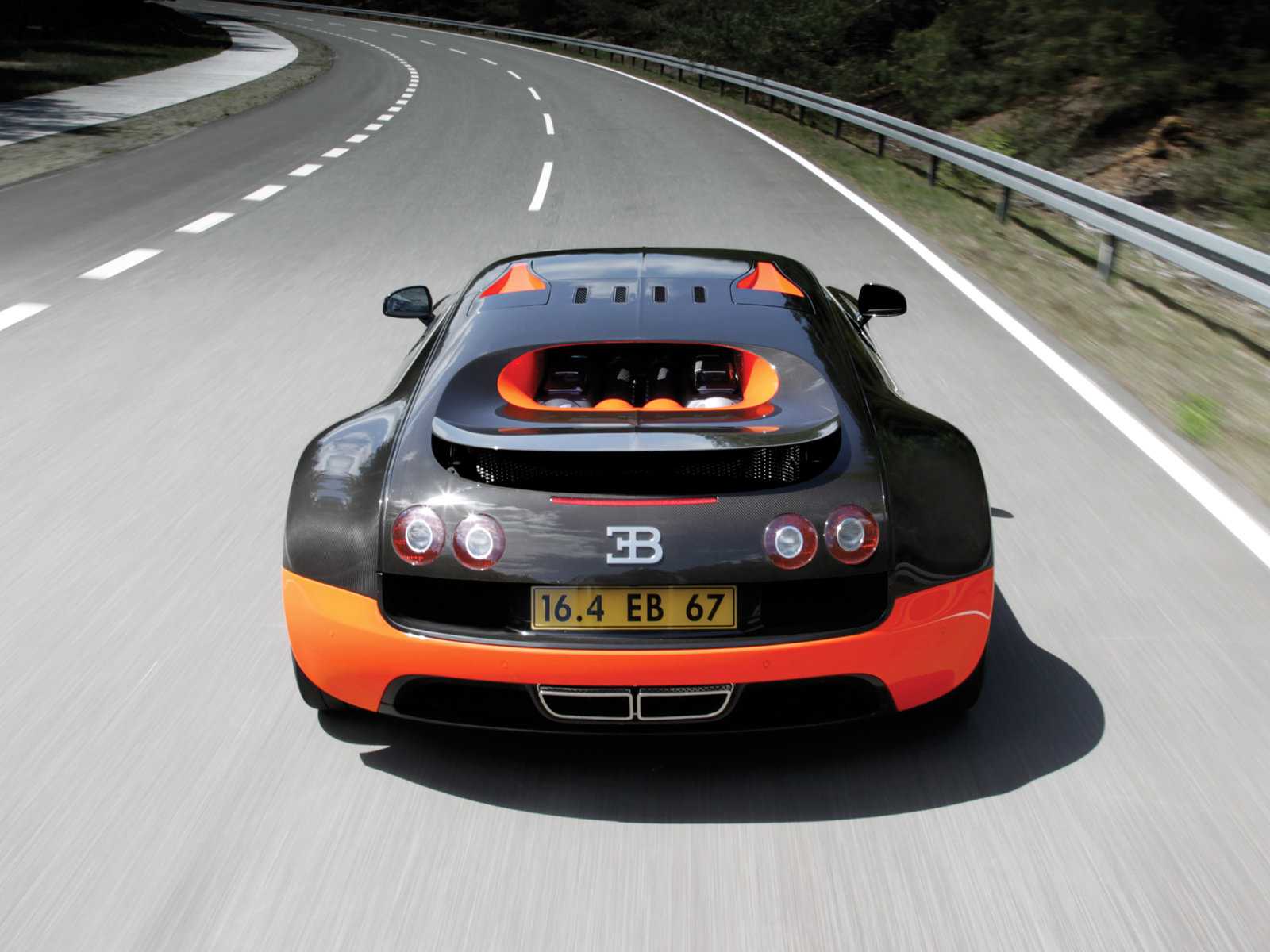2014 bugatti veyron overview