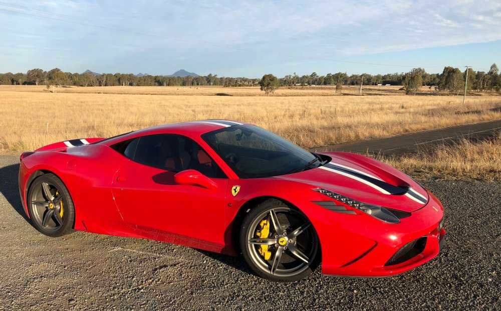 В модельном ряду ferrari появился новый родстер 458 spider