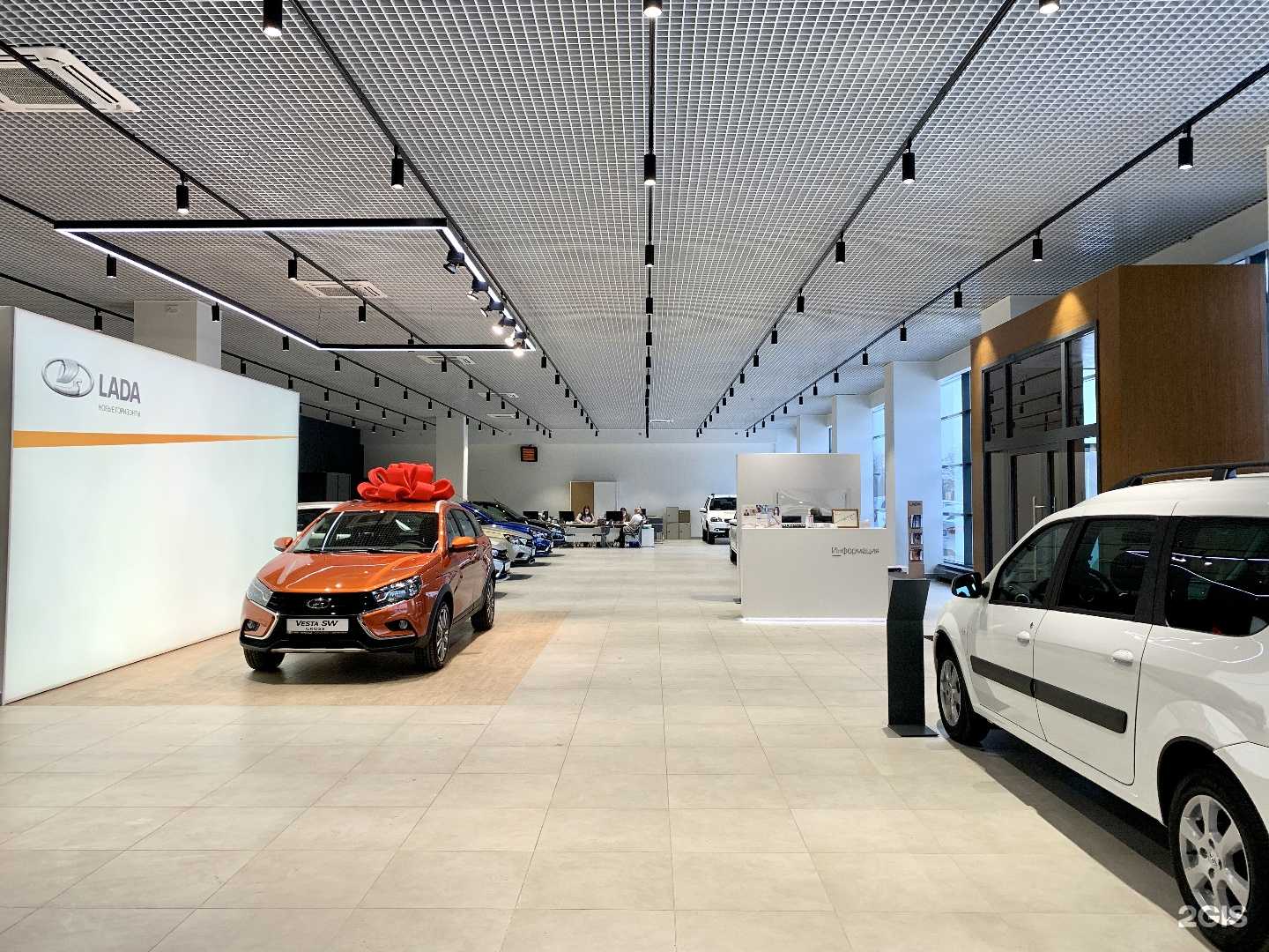 25 новинок китайских кроссоверов и внедорожников 2023-2024 года