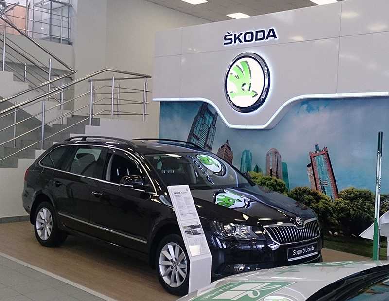 Новый список официальных дилеров Skoda Octavia в Уфе: 2023 Официальные комплектации и цены от производителя автомобиля в автосалонах, фото новой модели