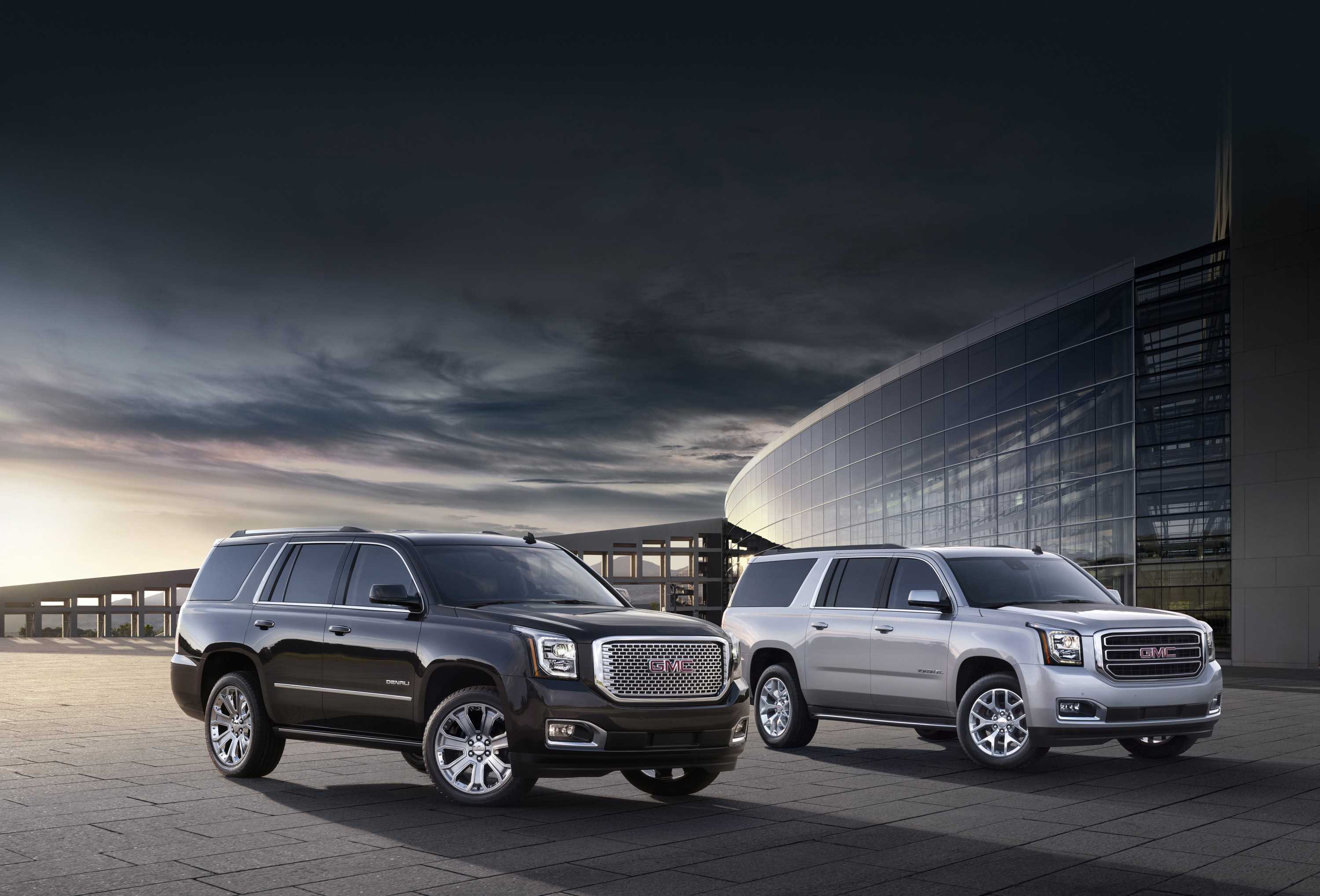 Сравнение chevrolet tahoe (2006-2014) 5.3 и cadillac escalade (2007-2014) 6.2  | мобильная версия