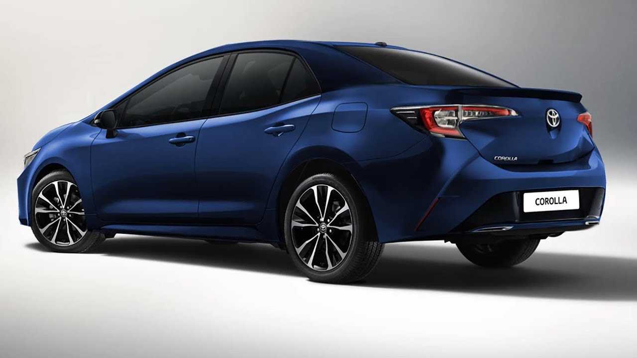 Какой автомобиль лучше: toyota auris или toyota corolla