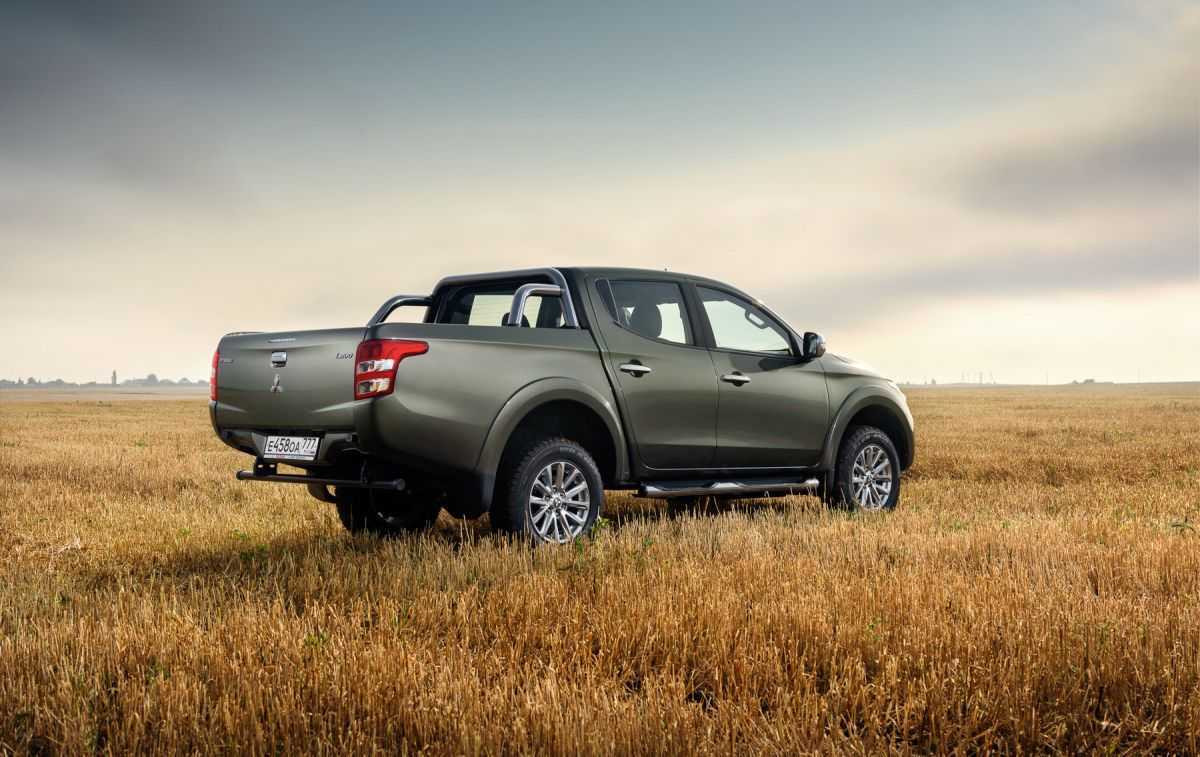 Mitsubishi L200: комплектации и цены официальные, фото в новом кузове, модификации и оборудование автомобиля на 2023 год