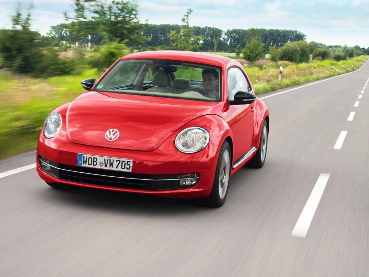 Обзор автомобиля Volkswagen Beetle 3 2014-2015 Технические характеристики, фото и цены на Фольксваген Жук  Битл в России