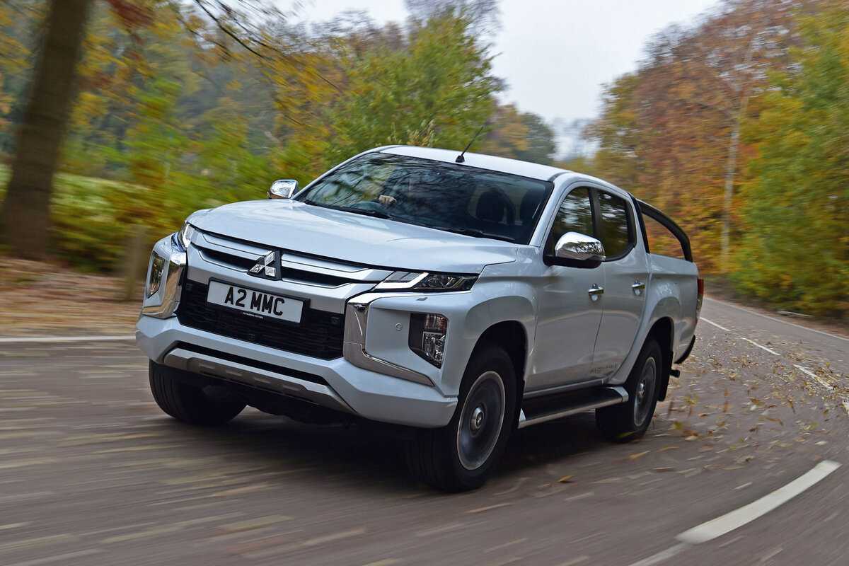 Mitsubishi l200 2022: подробности о новом поколении