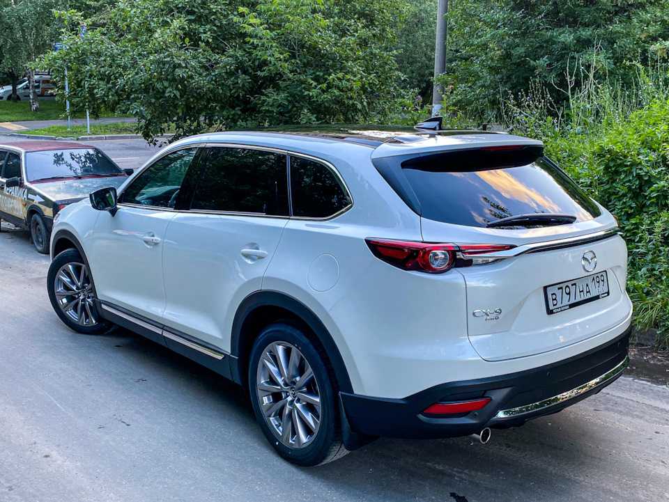 Самый большой семейный кроссовер от mazda: обзор cx-9 i поколения