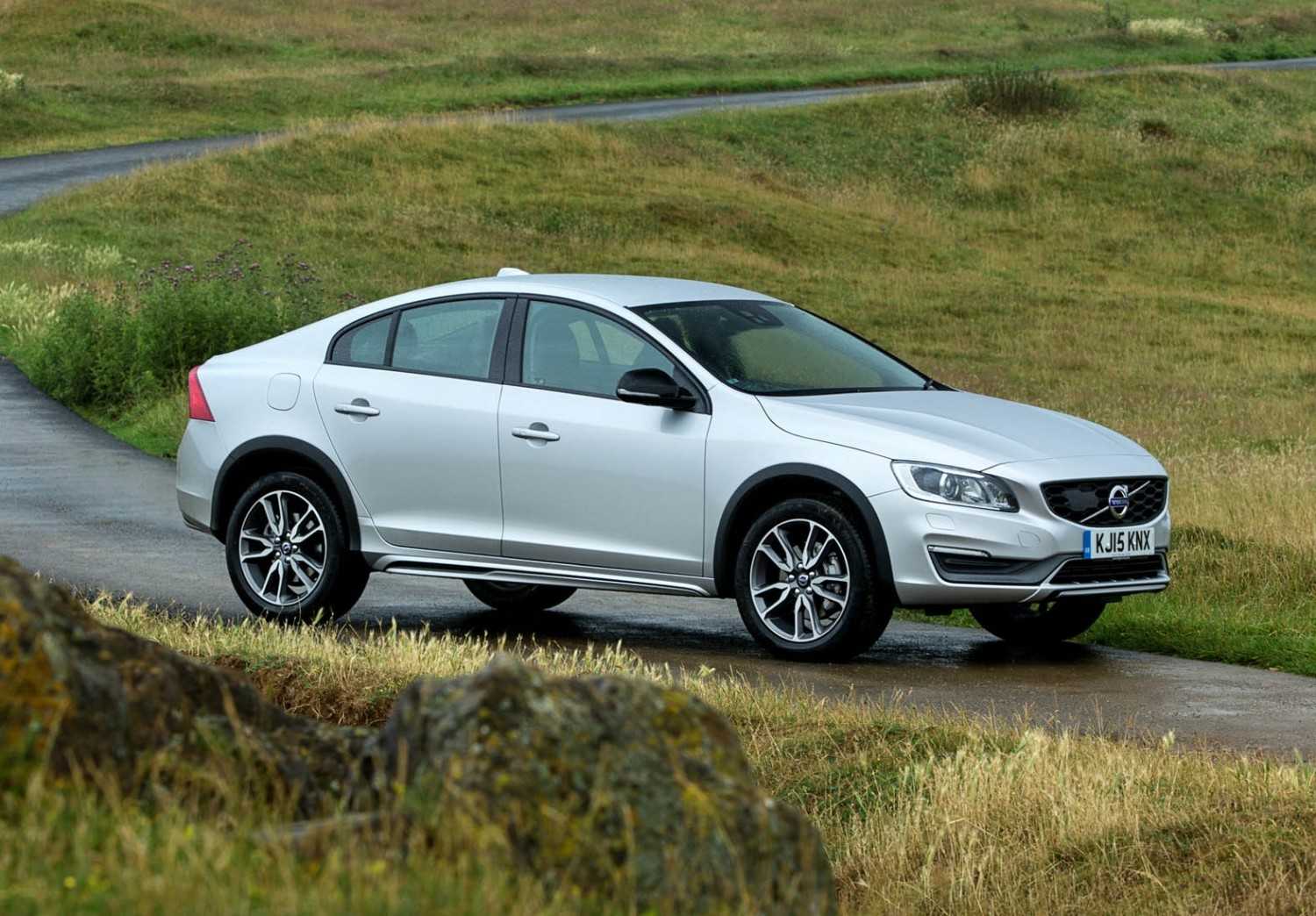Volvo s60 2019 года в новом кузове: отзывы, технические характеристики