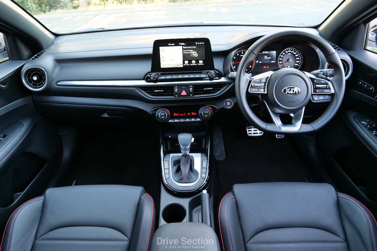 Kia stinger: плюсы и минусы покупки автомобиля